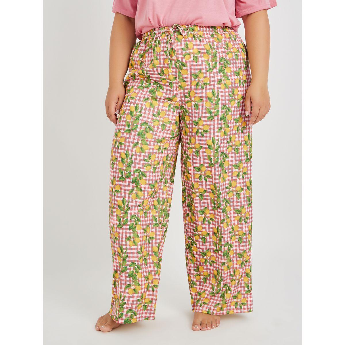 Styli Plus Size Lace Insert V Neck T-Shirt and Lemon Print Pyjama Set-women-clothing-nightwear-pyjamas-longsets-image-6