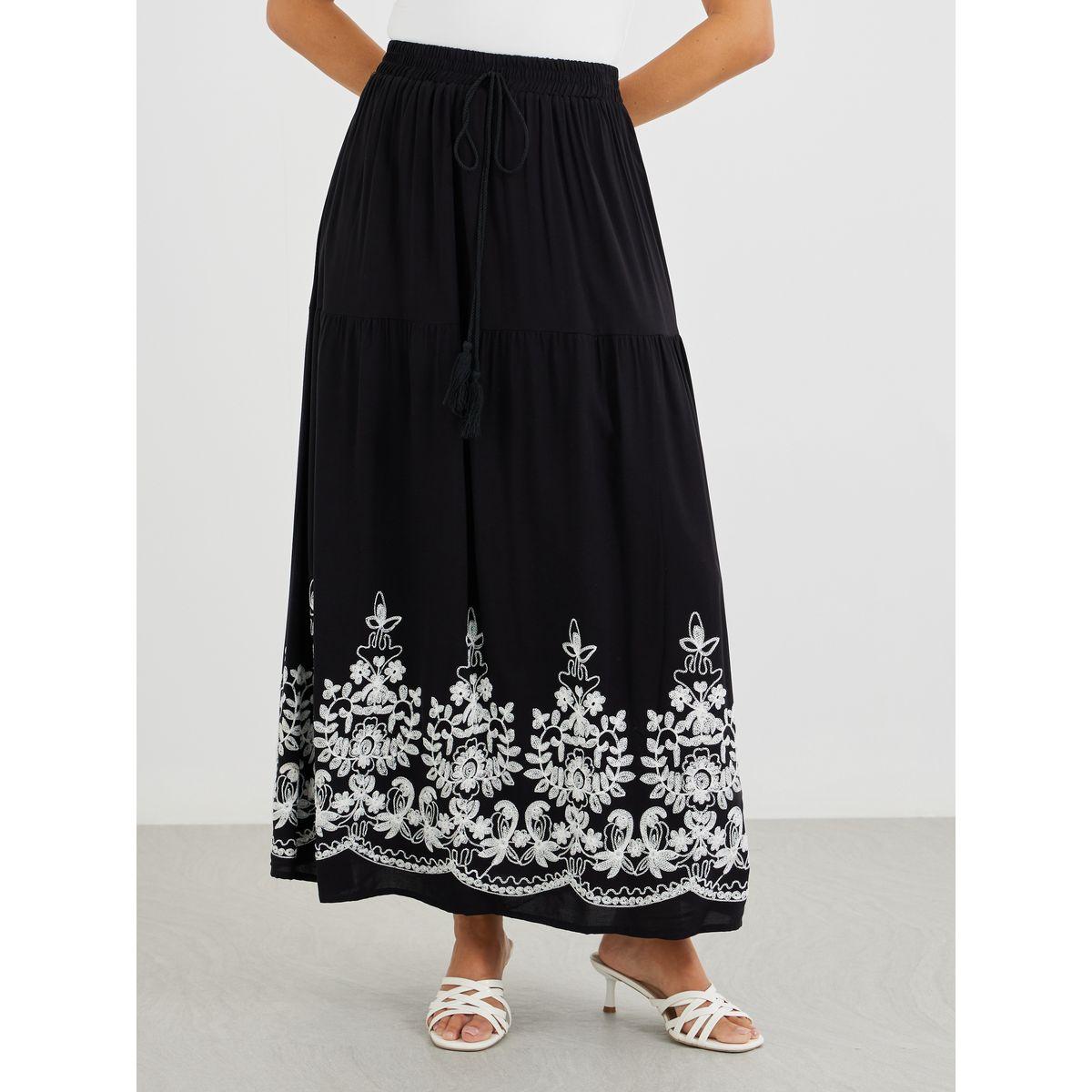 Styli Embroidered Hem A-Line Maxi Skirt-women-clothing-bottoms-skirts-image-3