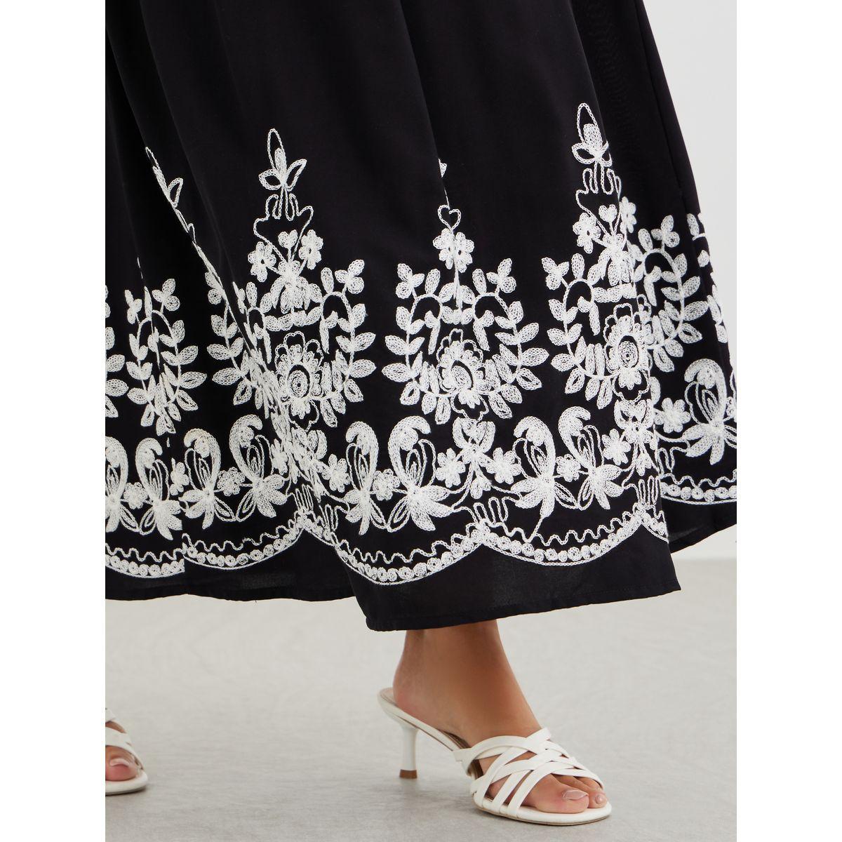 Styli Embroidered Hem A-Line Maxi Skirt-women-clothing-bottoms-skirts-image-4