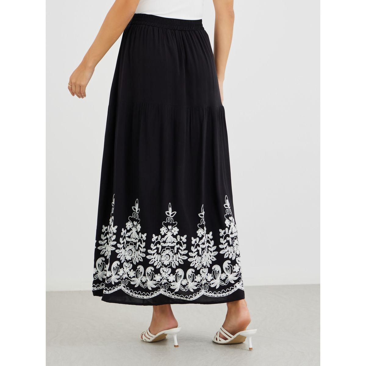 Styli Embroidered Hem A-Line Maxi Skirt-women-clothing-bottoms-skirts-image-5