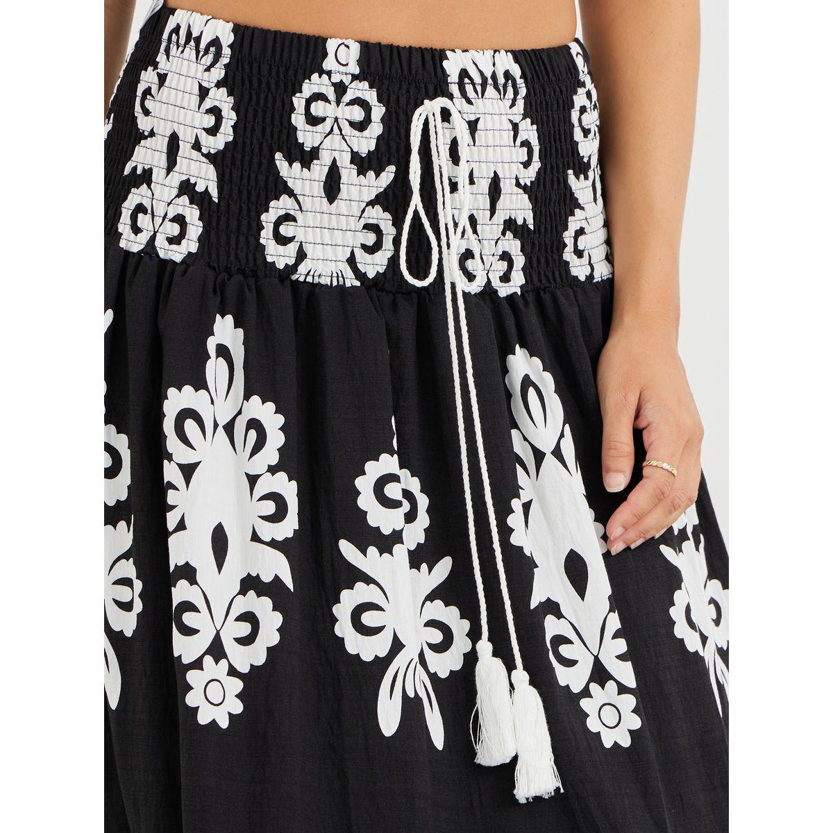 تنورة طويلة مطبعة بالكامل مع حافة واسعة-women-clothing-bottoms-skirts-image-3