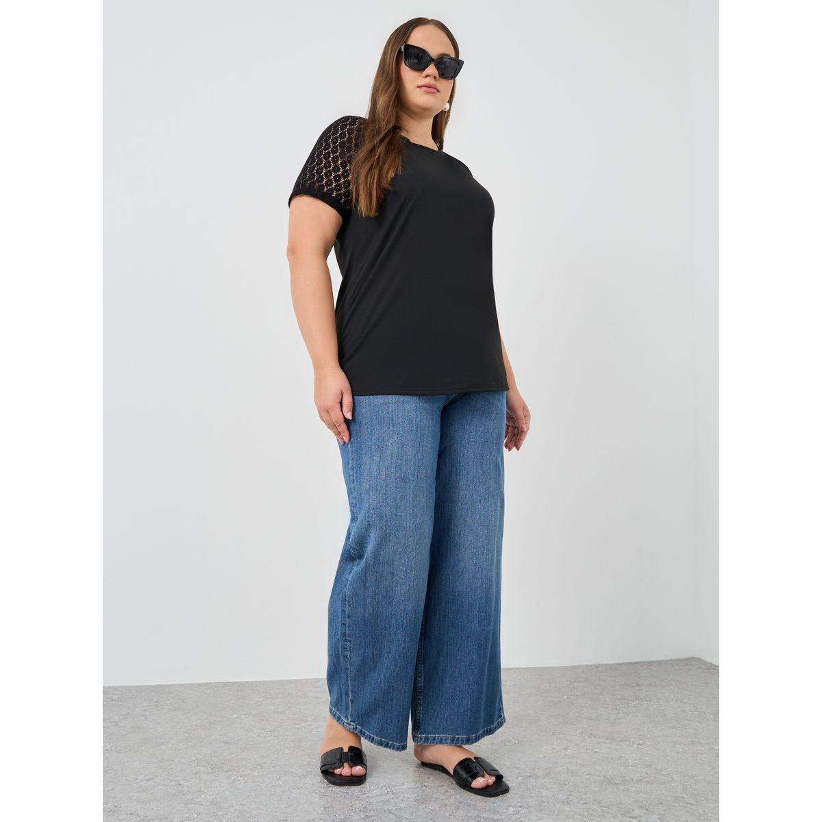 Styli Plus Size Solid Lace Short Sleeve Longline T-Shirt-women-clothing-tshirts-image-2
