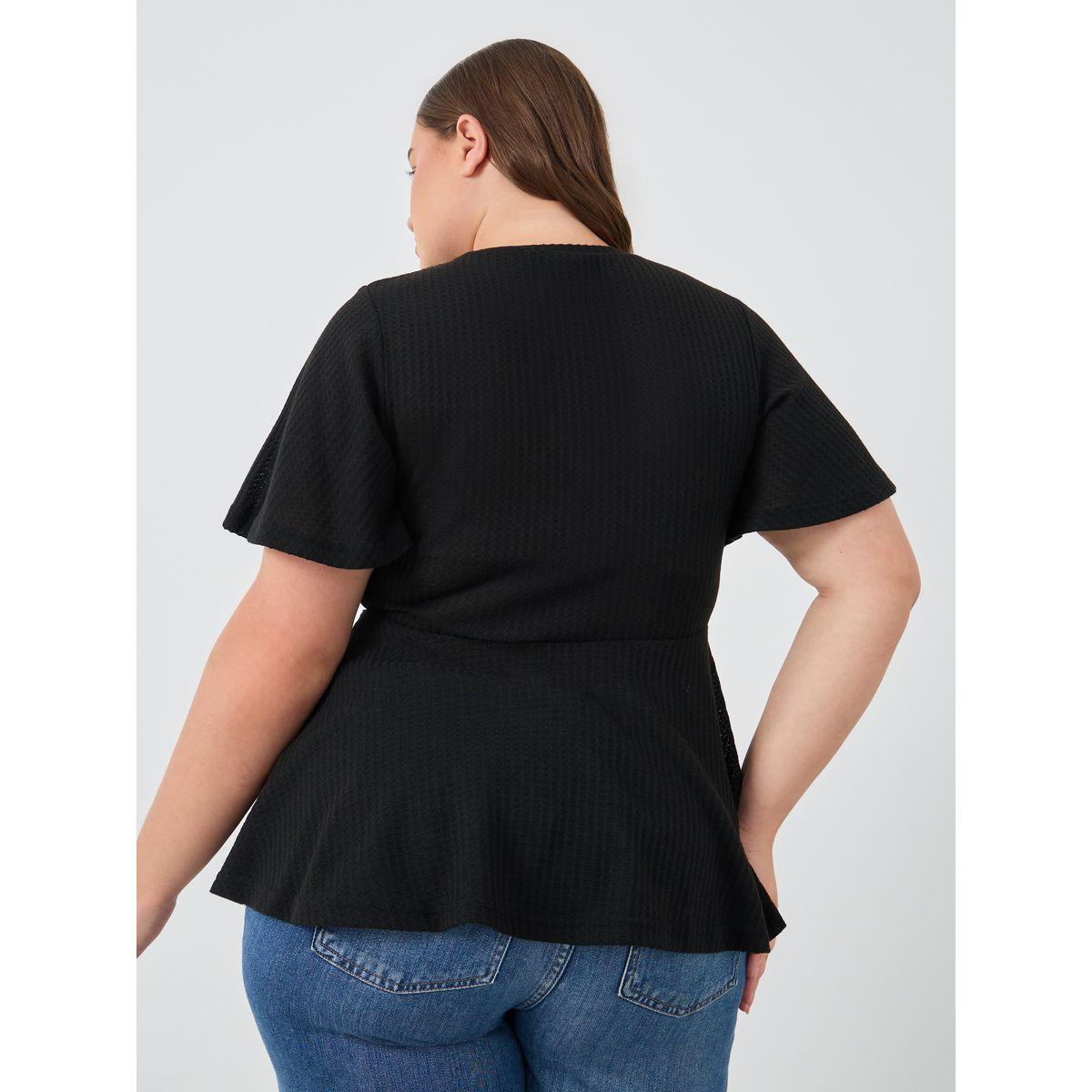 تيشيرت بيبلوم بمقاس كبير وياقة دائرية-women-clothing-tshirts-image-5