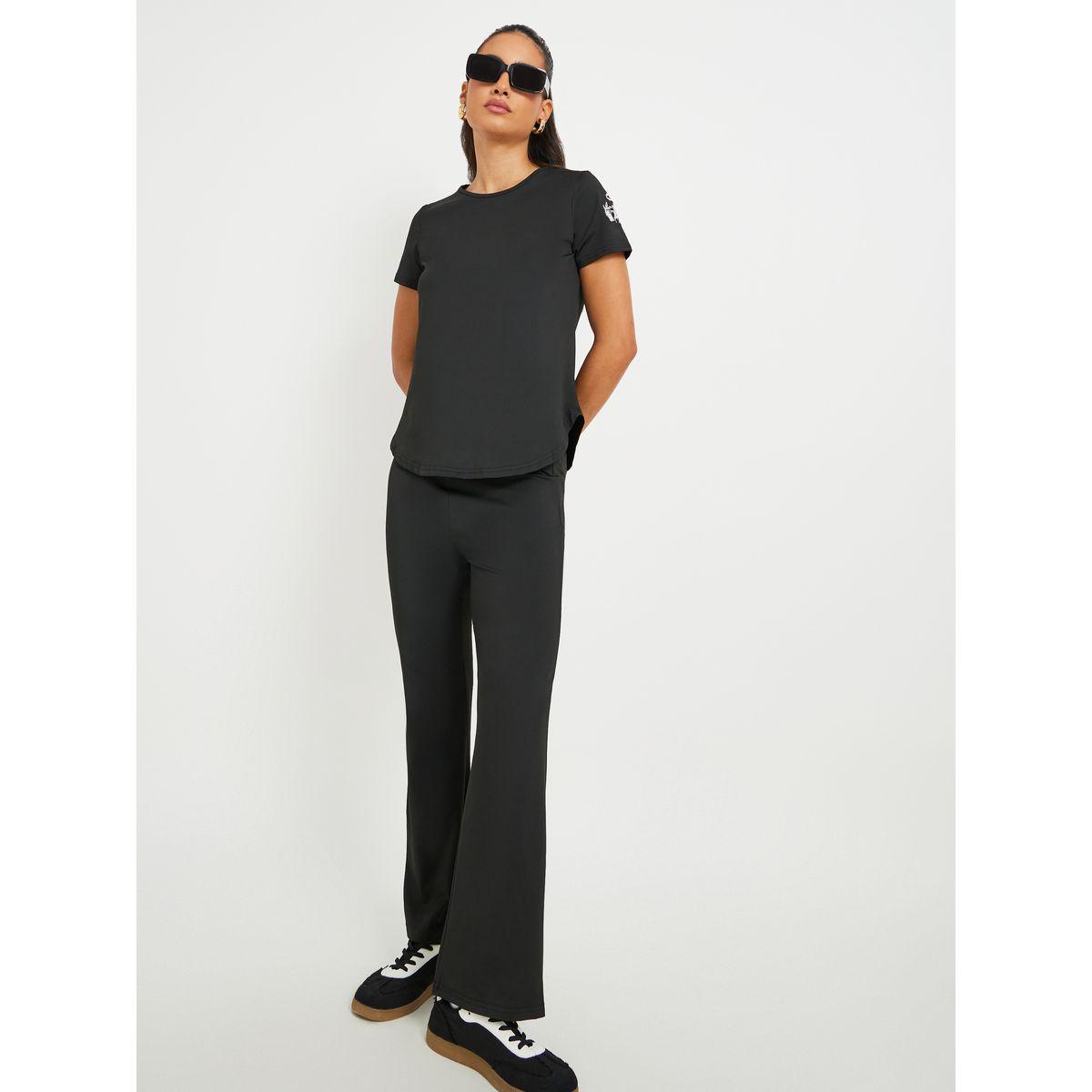 Styli Embroidered Detail Short Sleeve T-Shirt and Pants Co-Ords-women-clothing-coordsets-image-2