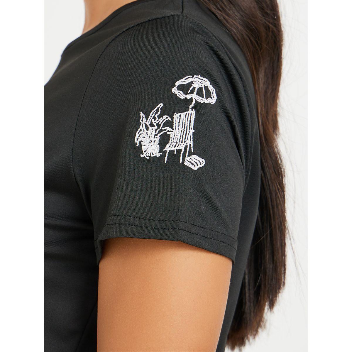 Styli Embroidered Detail Short Sleeve T-Shirt and Pants Co-Ords-women-clothing-coordsets-image-4