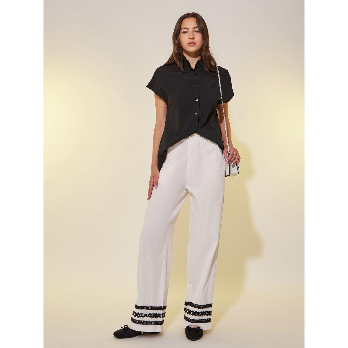 بنطال بأرجل واسعة وبتفاصيل دانتيل مع فتحات حزام-women-clothing-bottoms-trousers-image-1