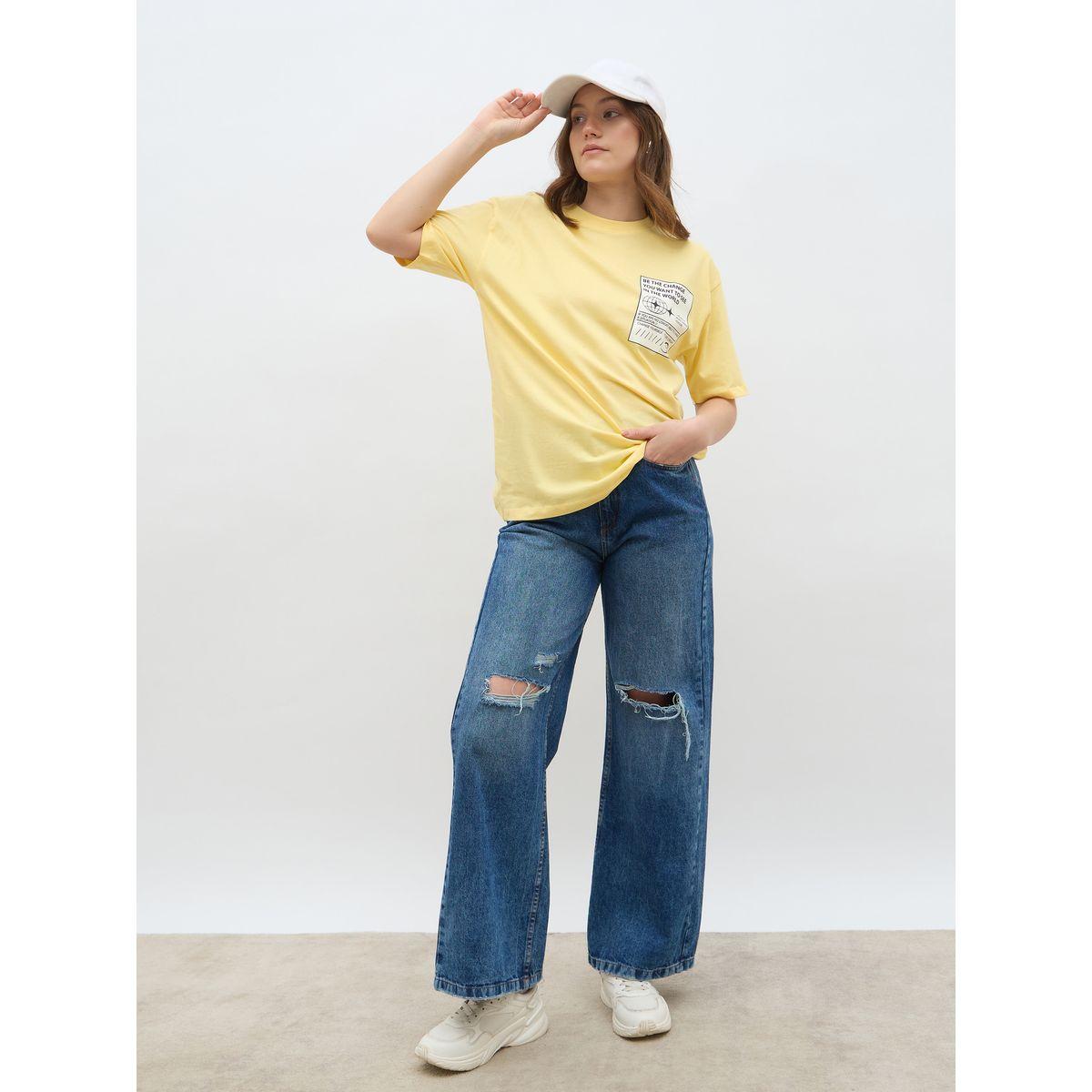 تيشيرت فضفاض مطبع بطبعة جرافيك-women-clothing-tshirts-image-1