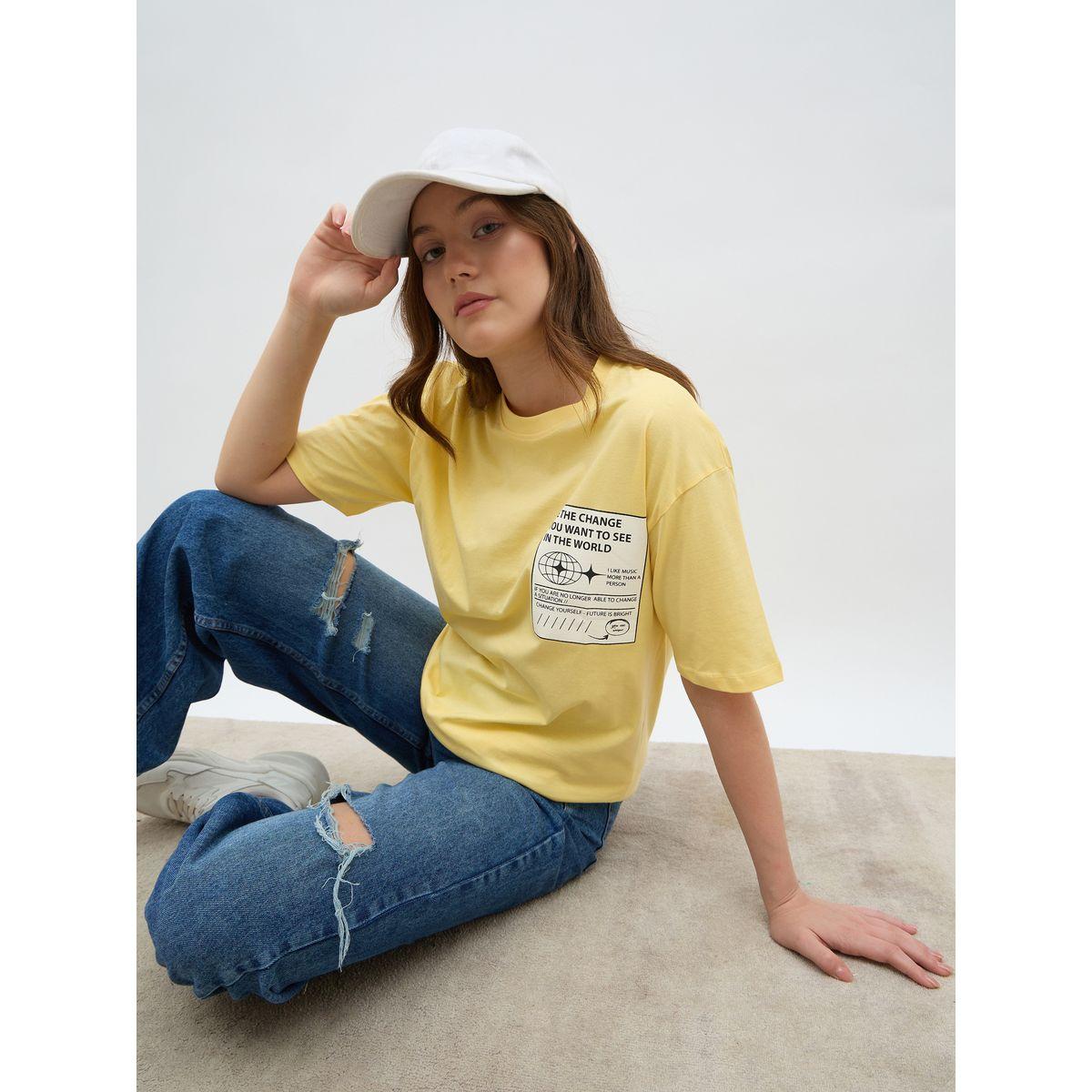 Styli Graphic Print Oversized T-Shirt-women-clothing-tshirts-image-6