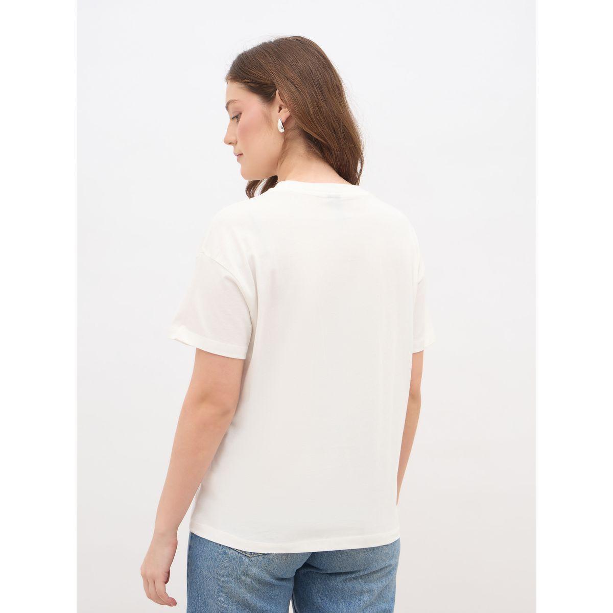 تيشيرت بقصة بوكسي وطبعة كتابة-women-clothing-tshirts-image-5