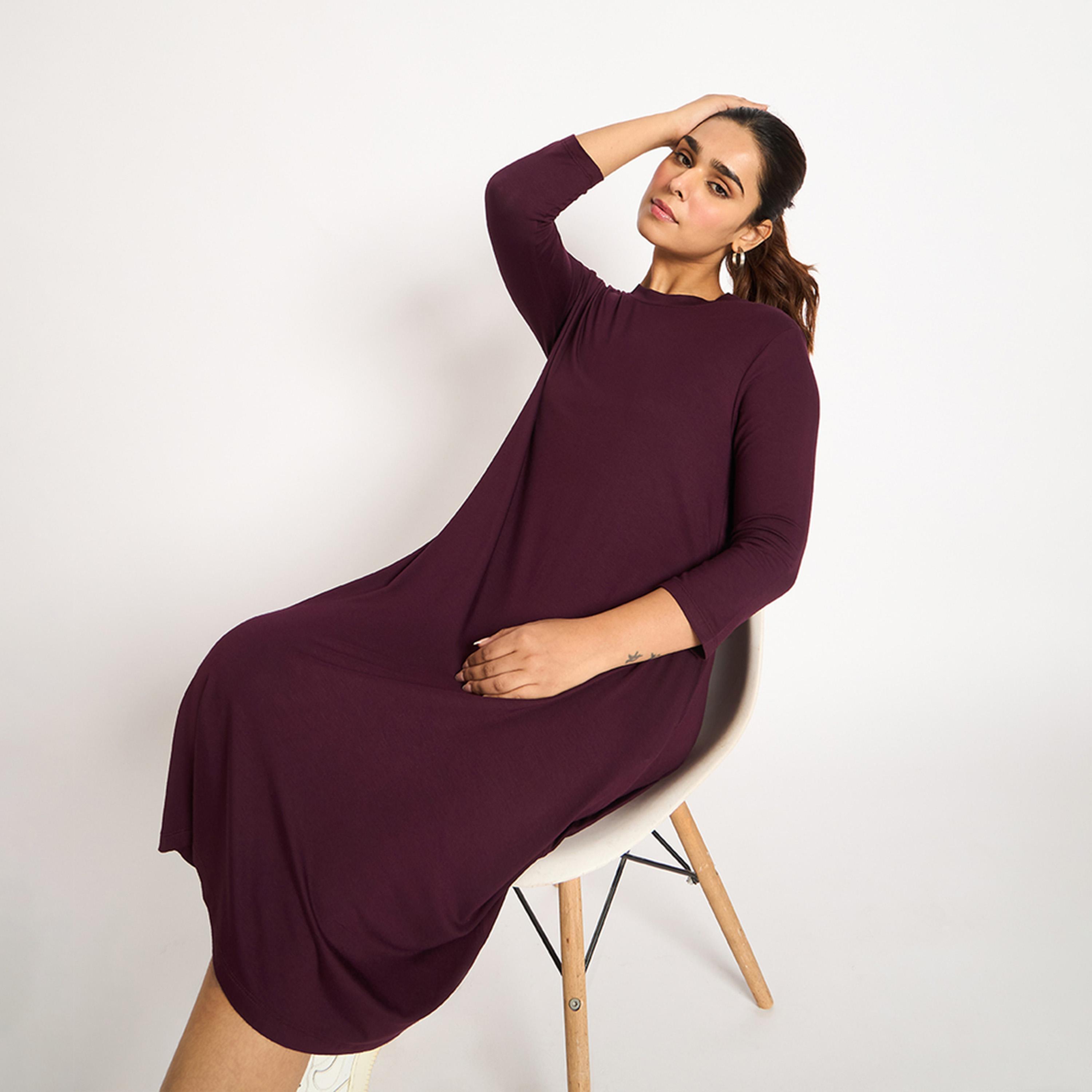 فيميلا × ستايلي - فستان تي شيرت محبوك متوسط الطول بلون نبيذي-women-clothing-dresses-image-9