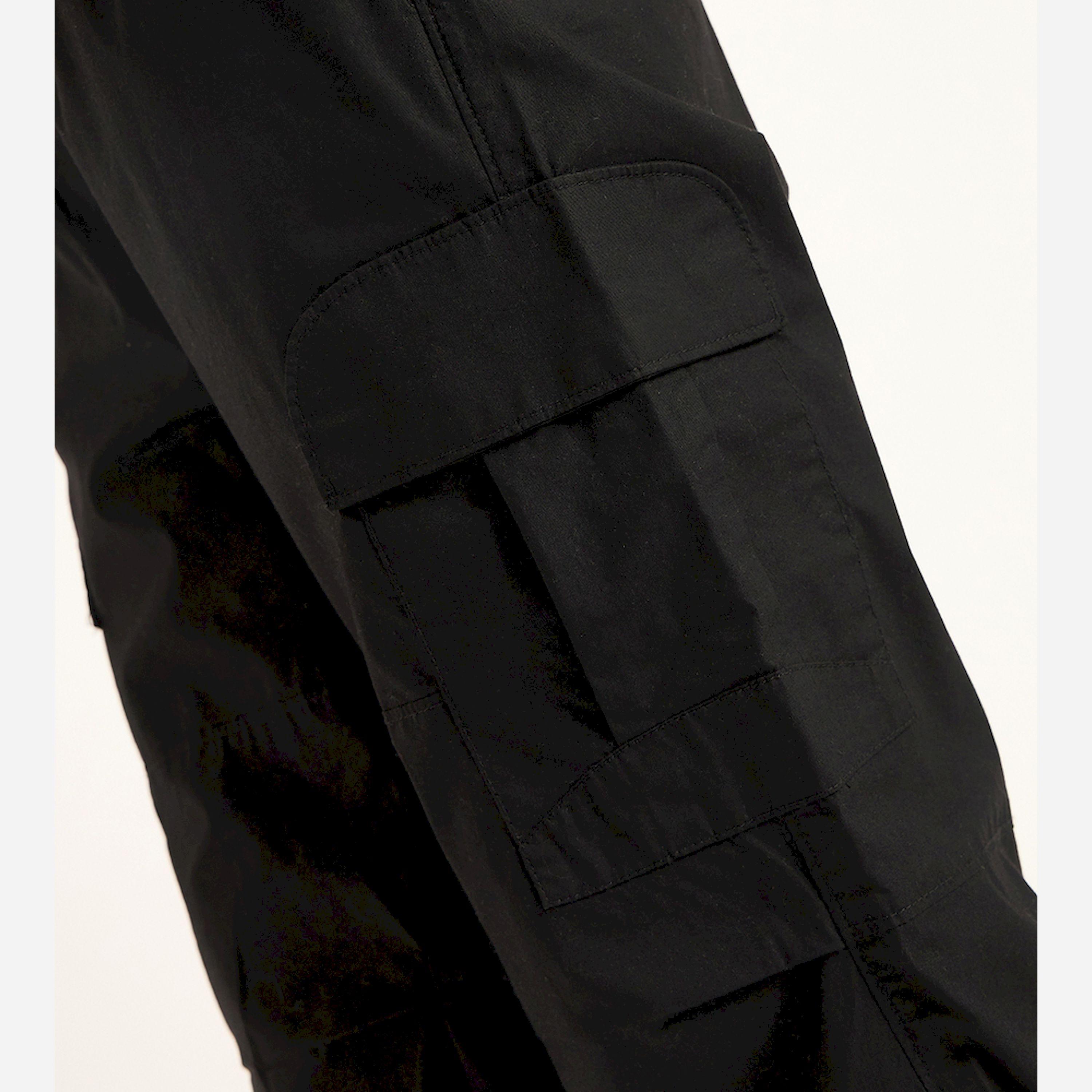 فيميلا × ستايلي - بنطال كارغو أسود-women-clothing-bottoms-trousers-image-4