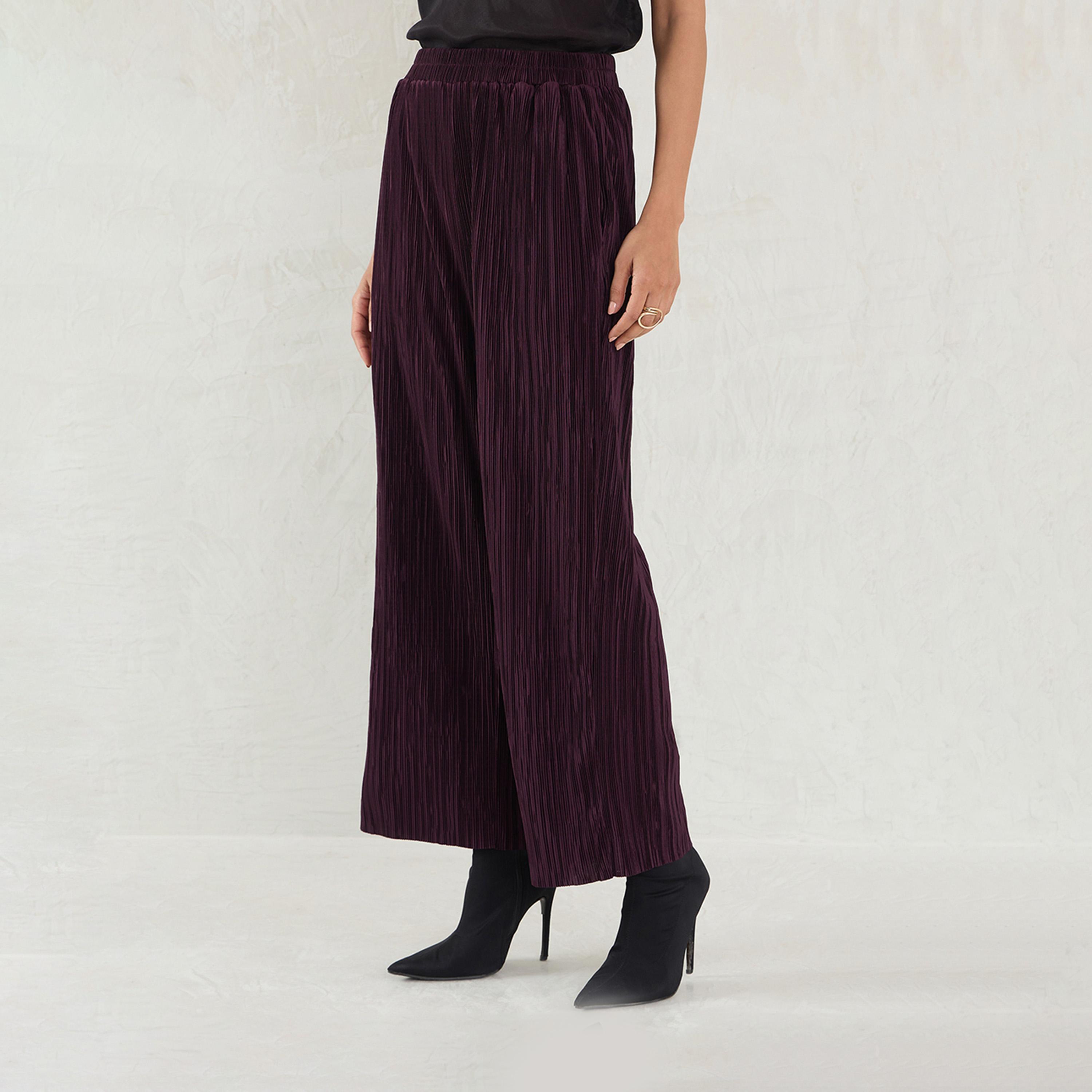 Femmella X Styli Wine Plisse Straight Pant-women-clothing-bottoms-trousers-image-5