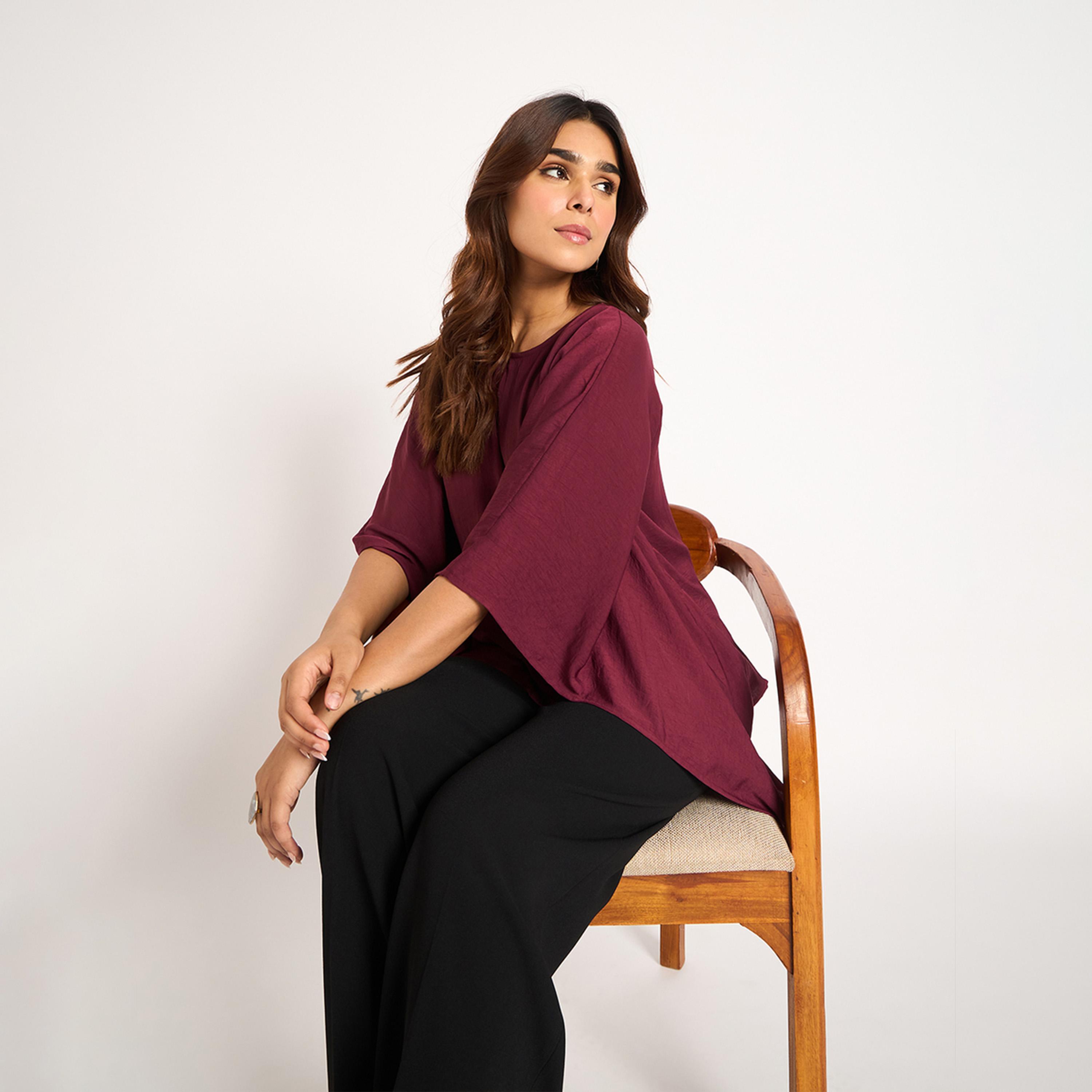 فيميلا × ستايلي - قميص ساتان غير متماثل بلون نبيذي-women-clothing-shirtsandblouses-blouses-image-7