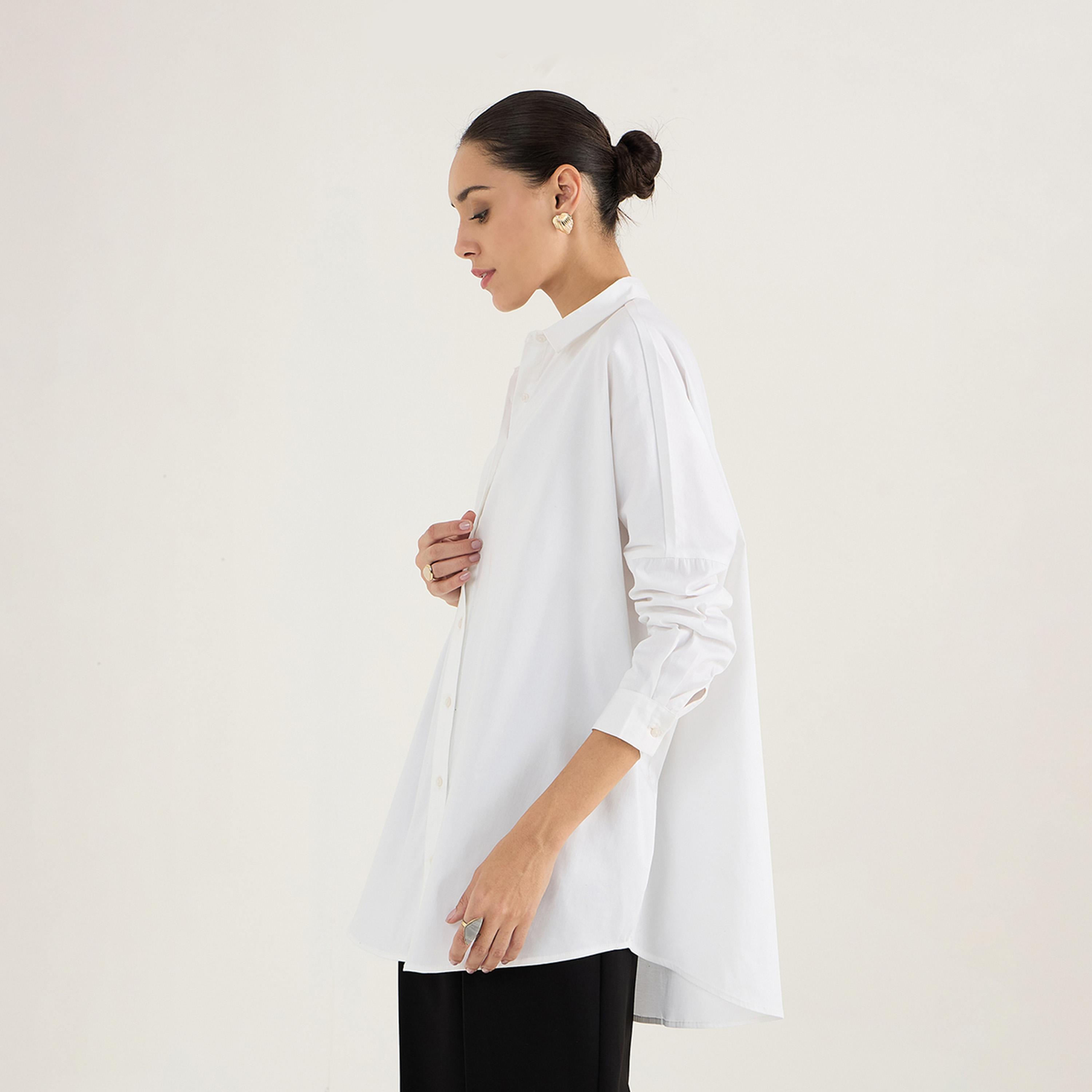 فيميلا × ستايلي - قميص قطني كبير الحجم باللون الأبيض-women-clothing-shirtsandblouses-shirts-image-3