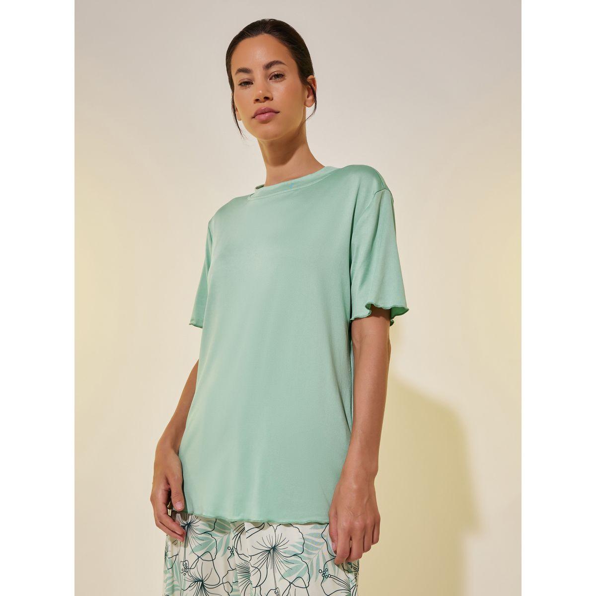 Styli Solid Lettuce Hem T-Shirt and Floral Printed Pyjama Set-women-clothing-nightwear-pyjamas-longsets-image-2