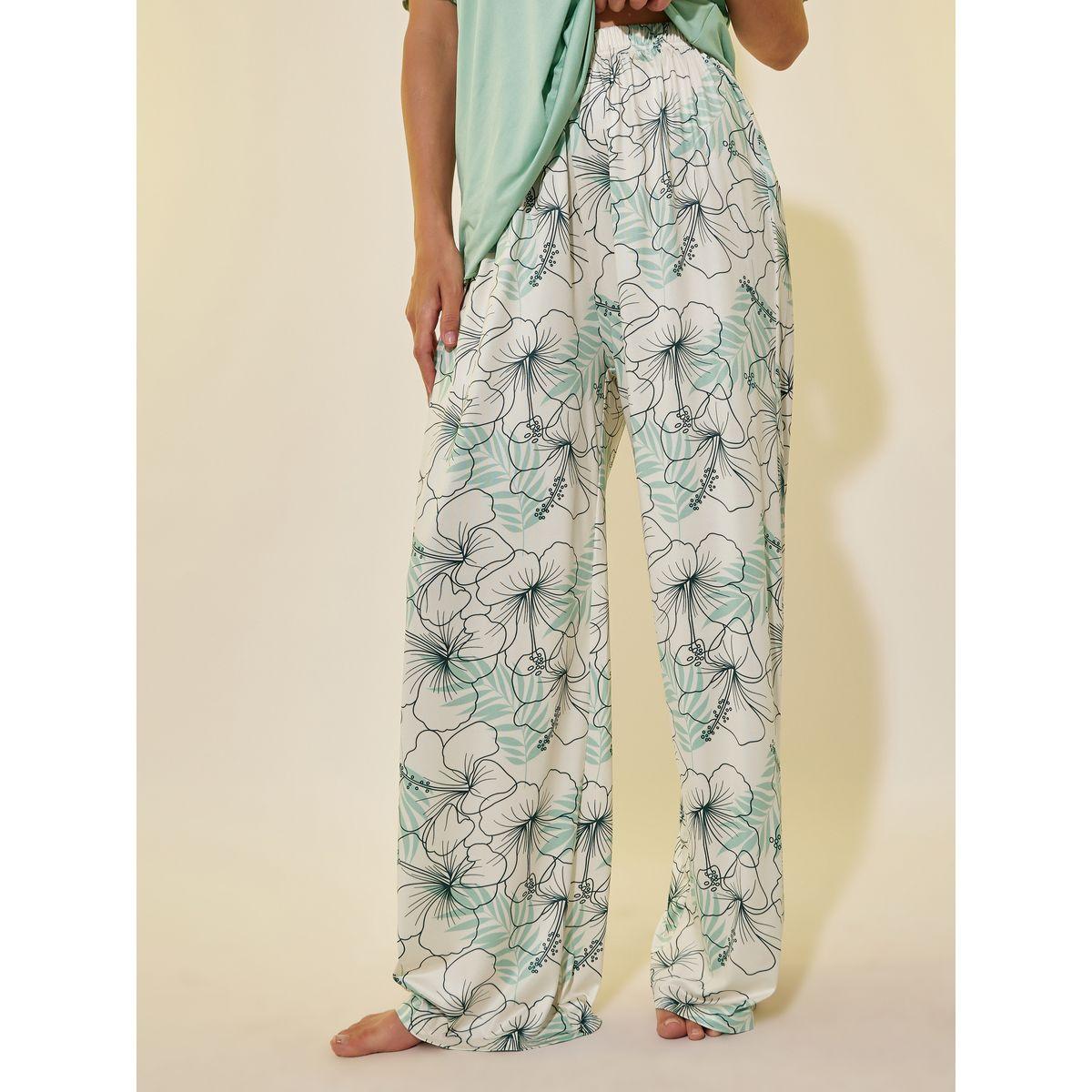 Styli Solid Lettuce Hem T-Shirt and Floral Printed Pyjama Set-women-clothing-nightwear-pyjamas-longsets-image-4