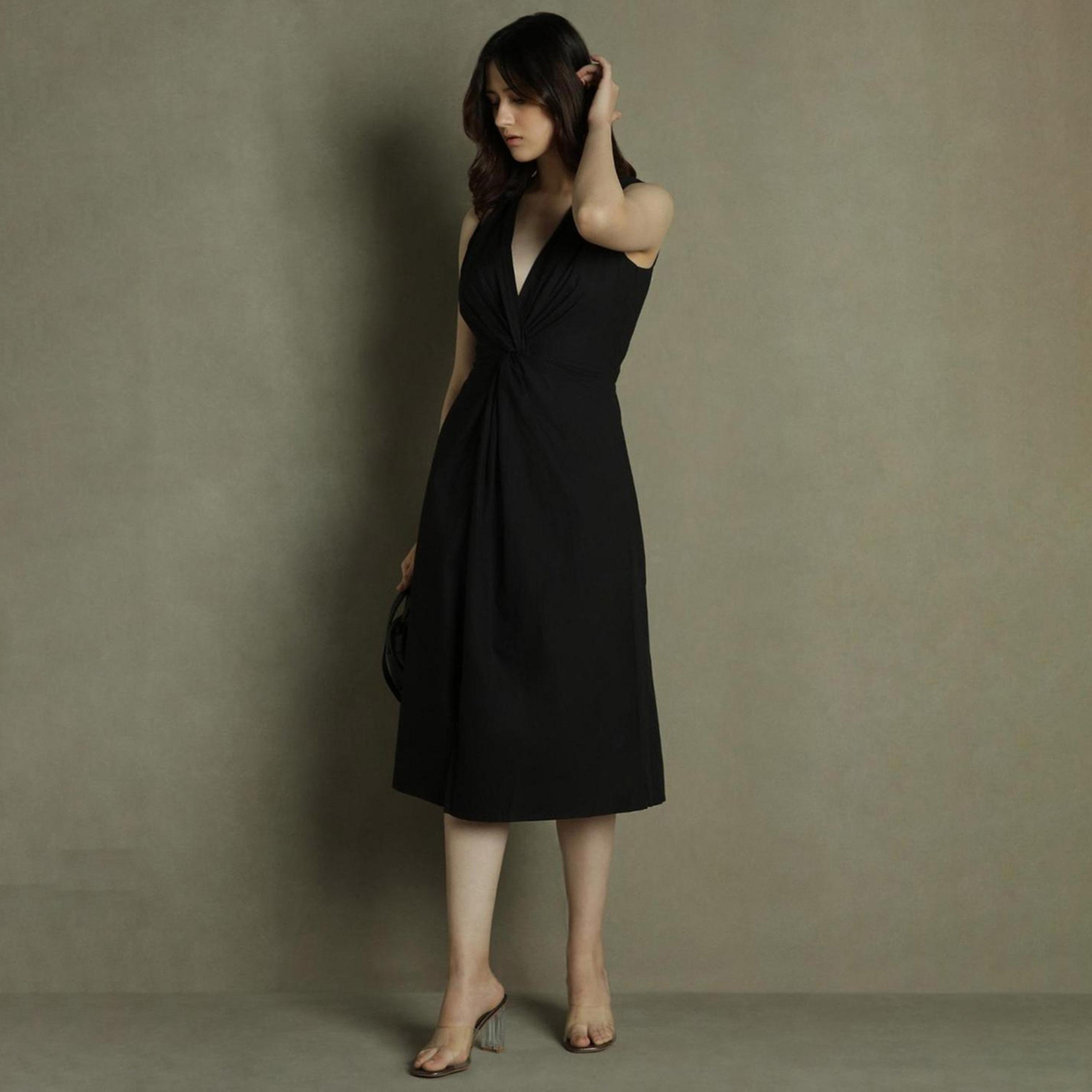 Dennis Lingo X Styli DL Women Solid V-Neck Midi Dress-women-clothing-dresses-image-5