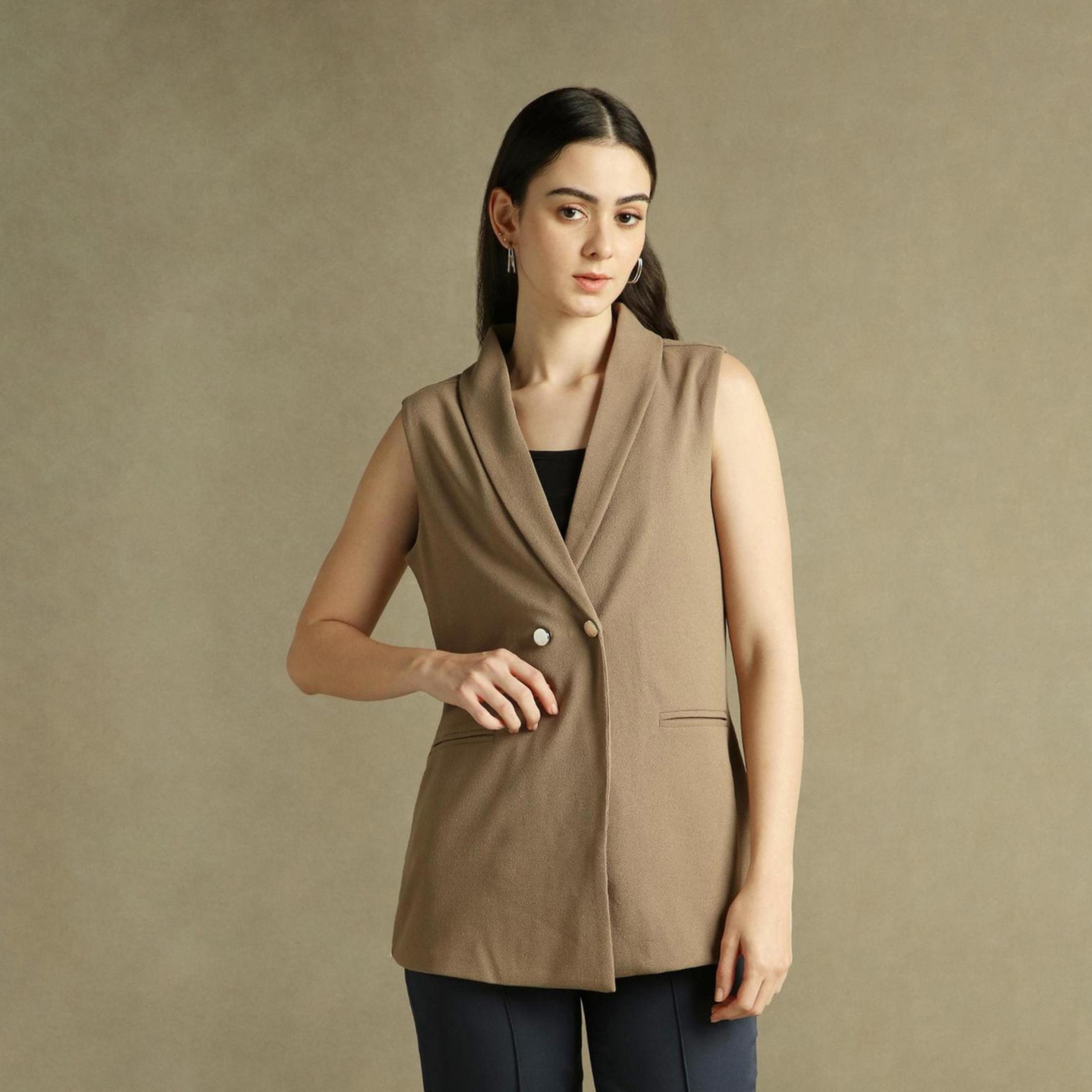 Dennis Lingo X Styli DL Woman Peaked Lapel Sleeveless Double-Breasted Blazer-women-clothing-coatsandjackets-blazers-image-2
