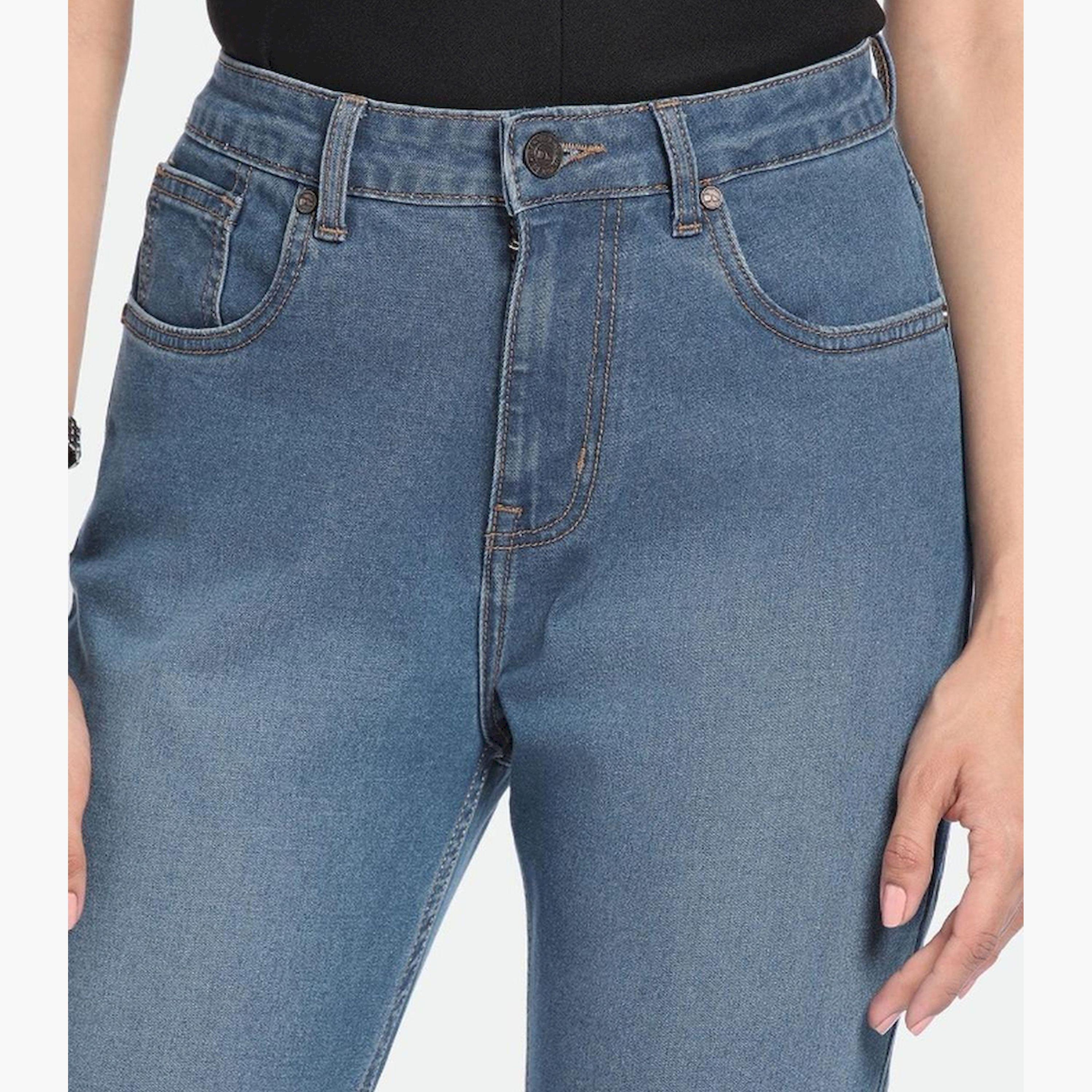 Dennis Lingo X Styli DL Woman Slim Fit High-Rise Light Fade Stretchable Jeans-women-clothing-bottoms-jeans-image-2
