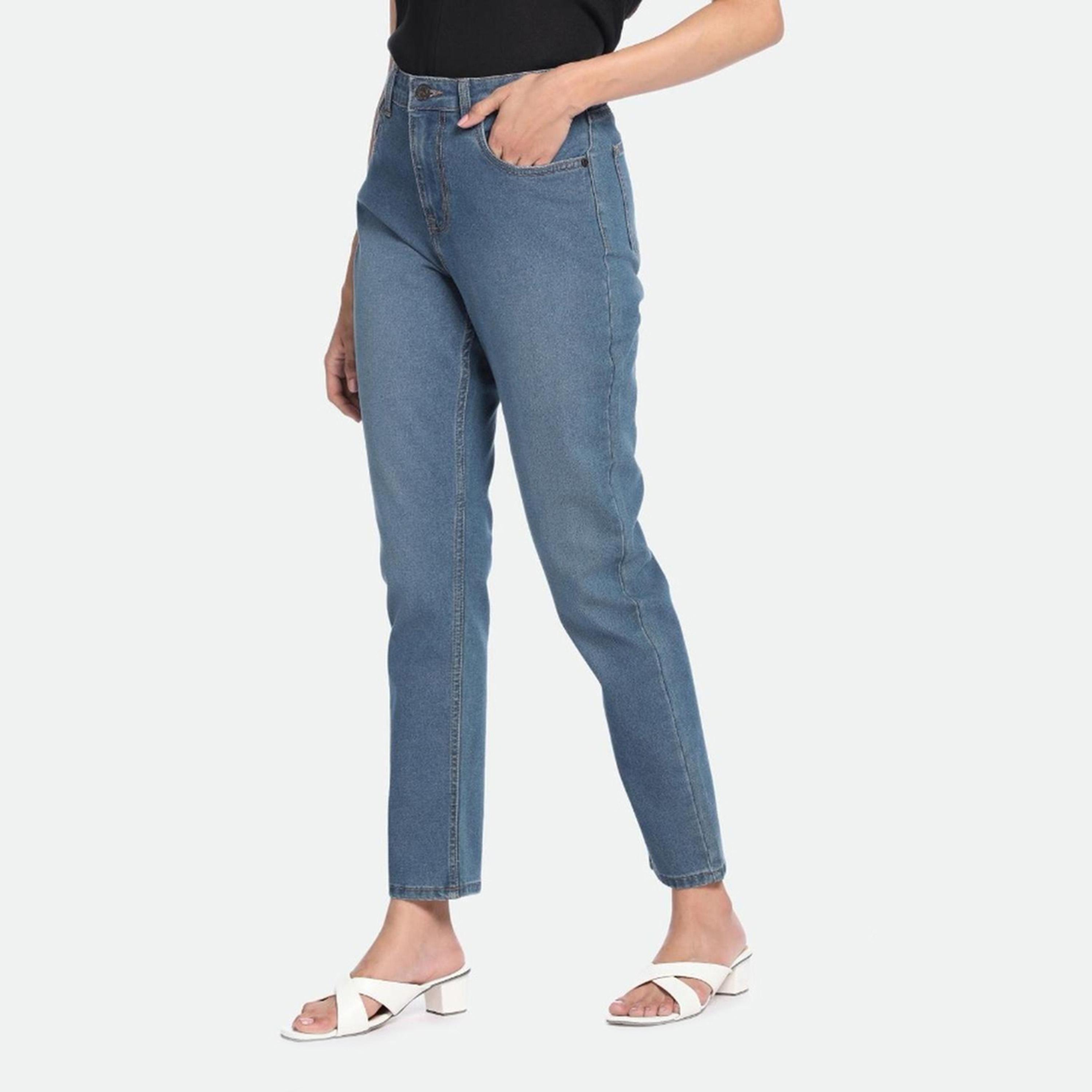 Dennis Lingo X Styli DL Woman Slim Fit High-Rise Light Fade Stretchable Jeans-women-clothing-bottoms-jeans-image-3