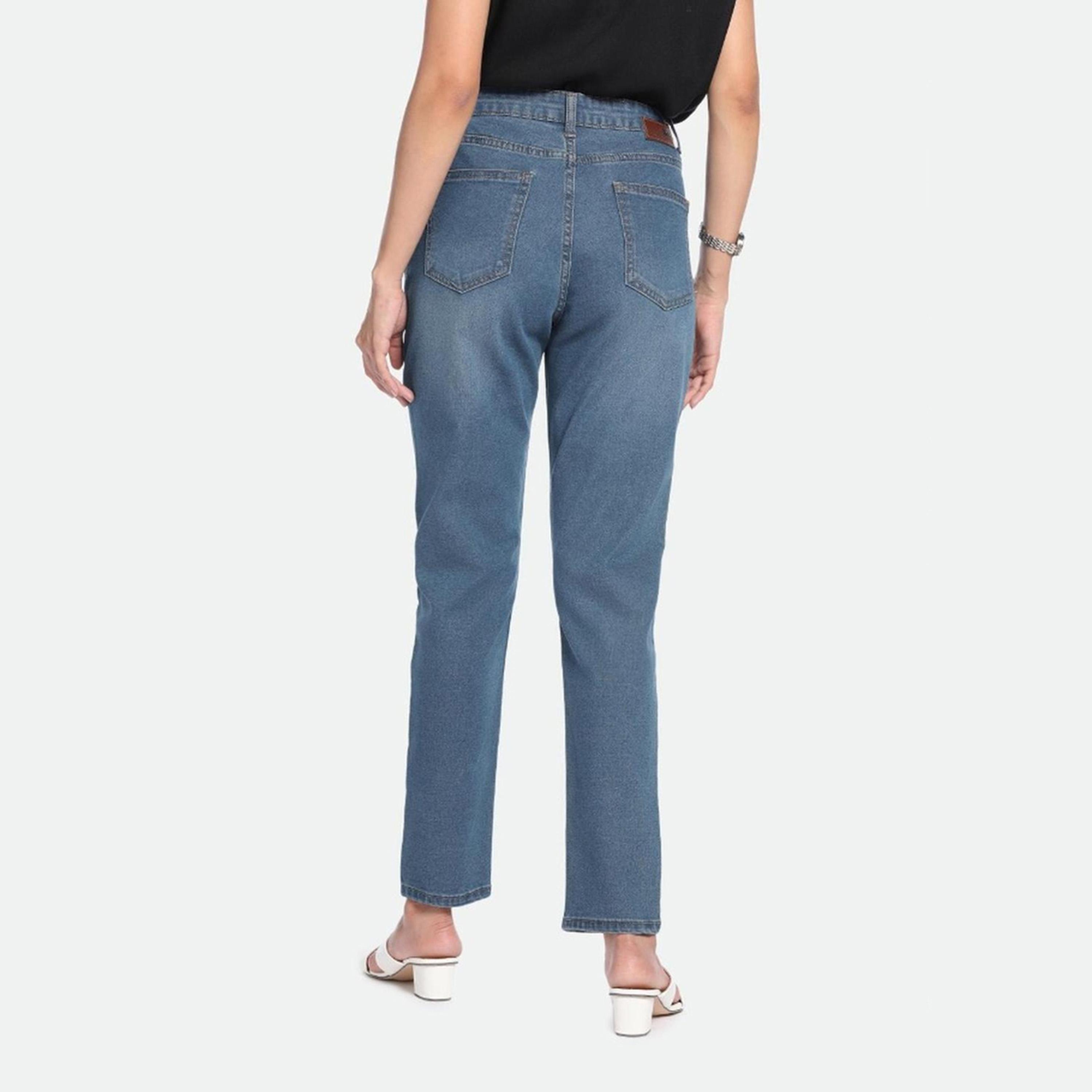 Dennis Lingo X Styli DL Woman Slim Fit High-Rise Light Fade Stretchable Jeans-women-clothing-bottoms-jeans-image-4