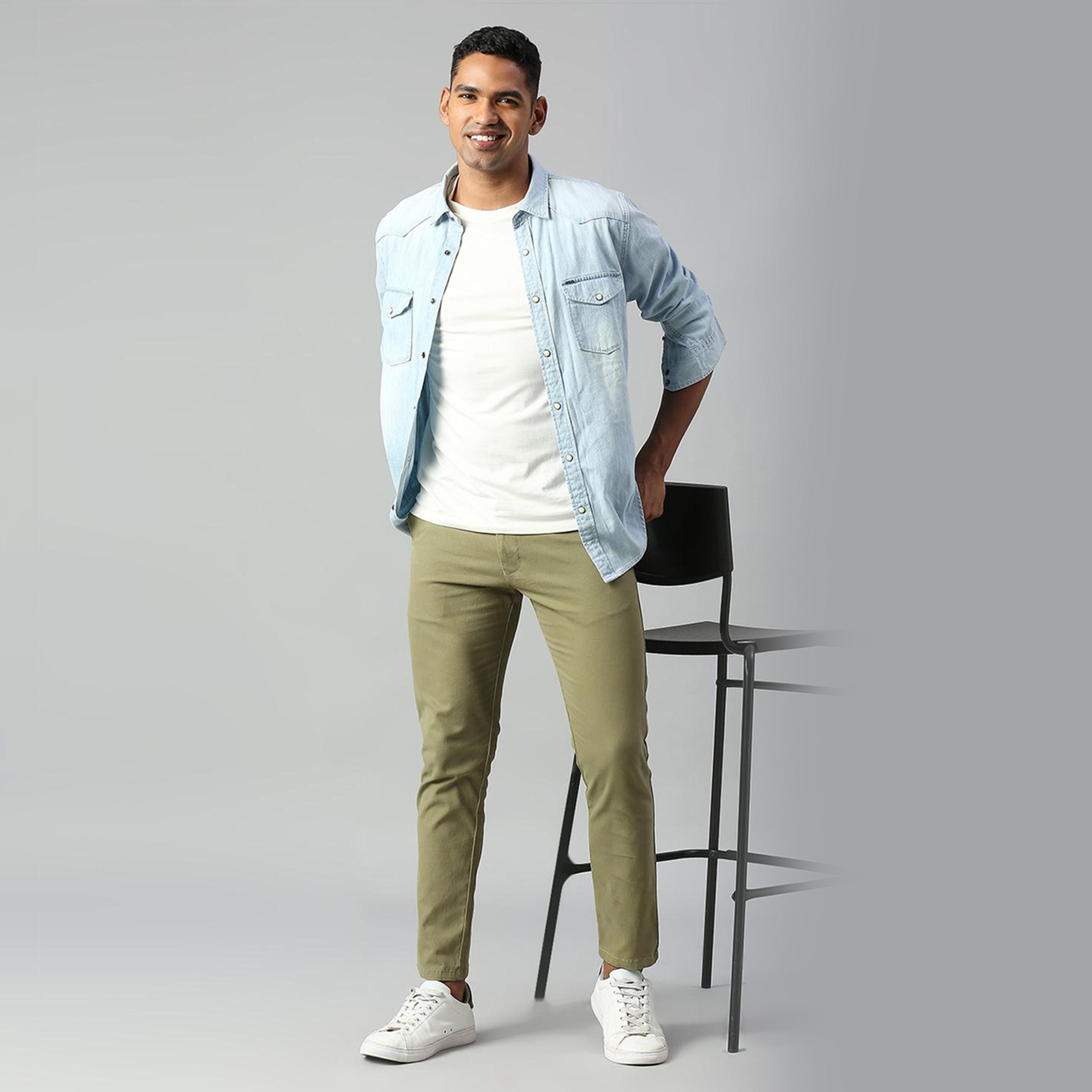 دينيس لينغو× ستايلي-  بنطال تشينو زيتوني فاتح-men-clothing-bottoms-trousersandchinos-trousers-image-2