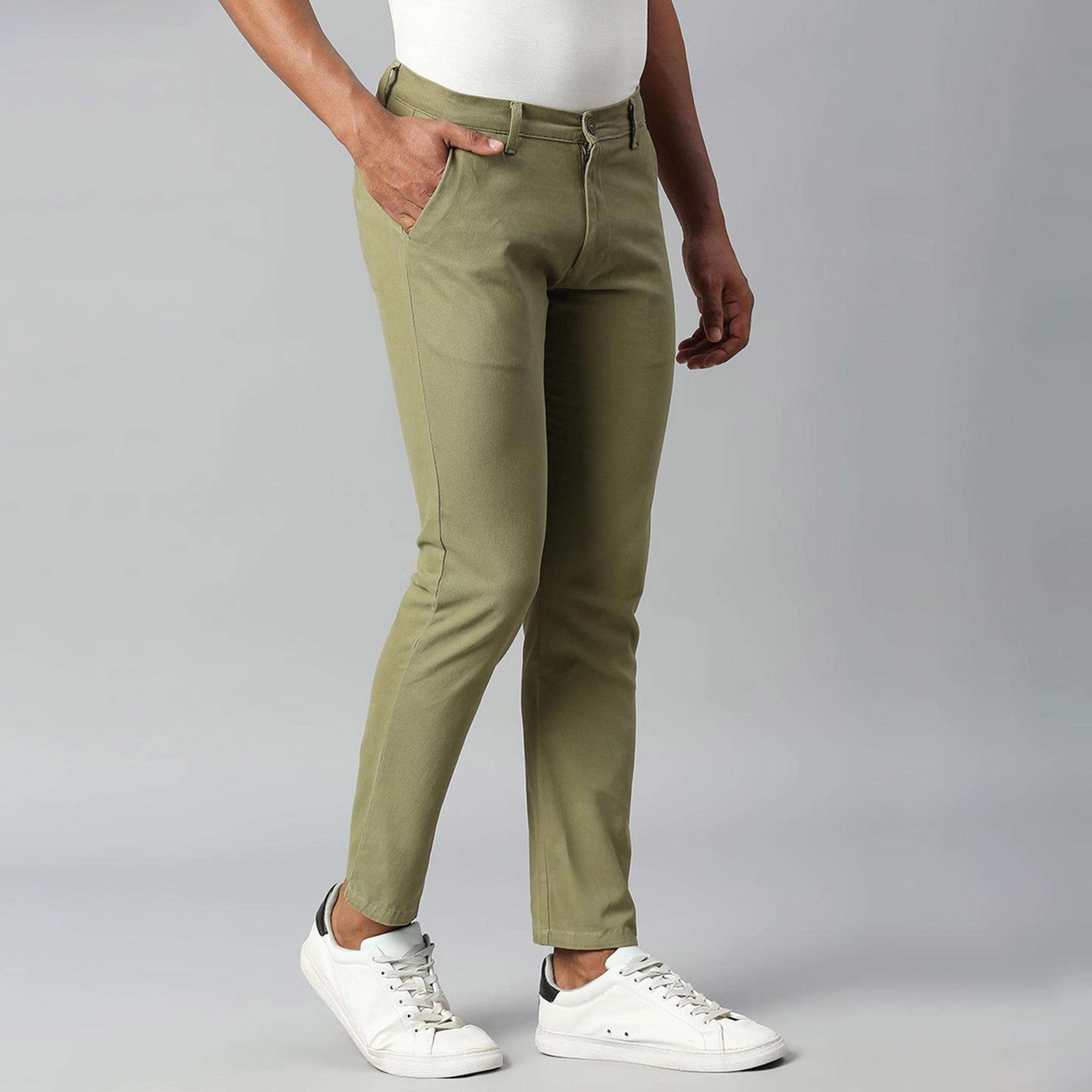 دينيس لينغو× ستايلي-  بنطال تشينو زيتوني فاتح-men-clothing-bottoms-trousersandchinos-trousers-image-7