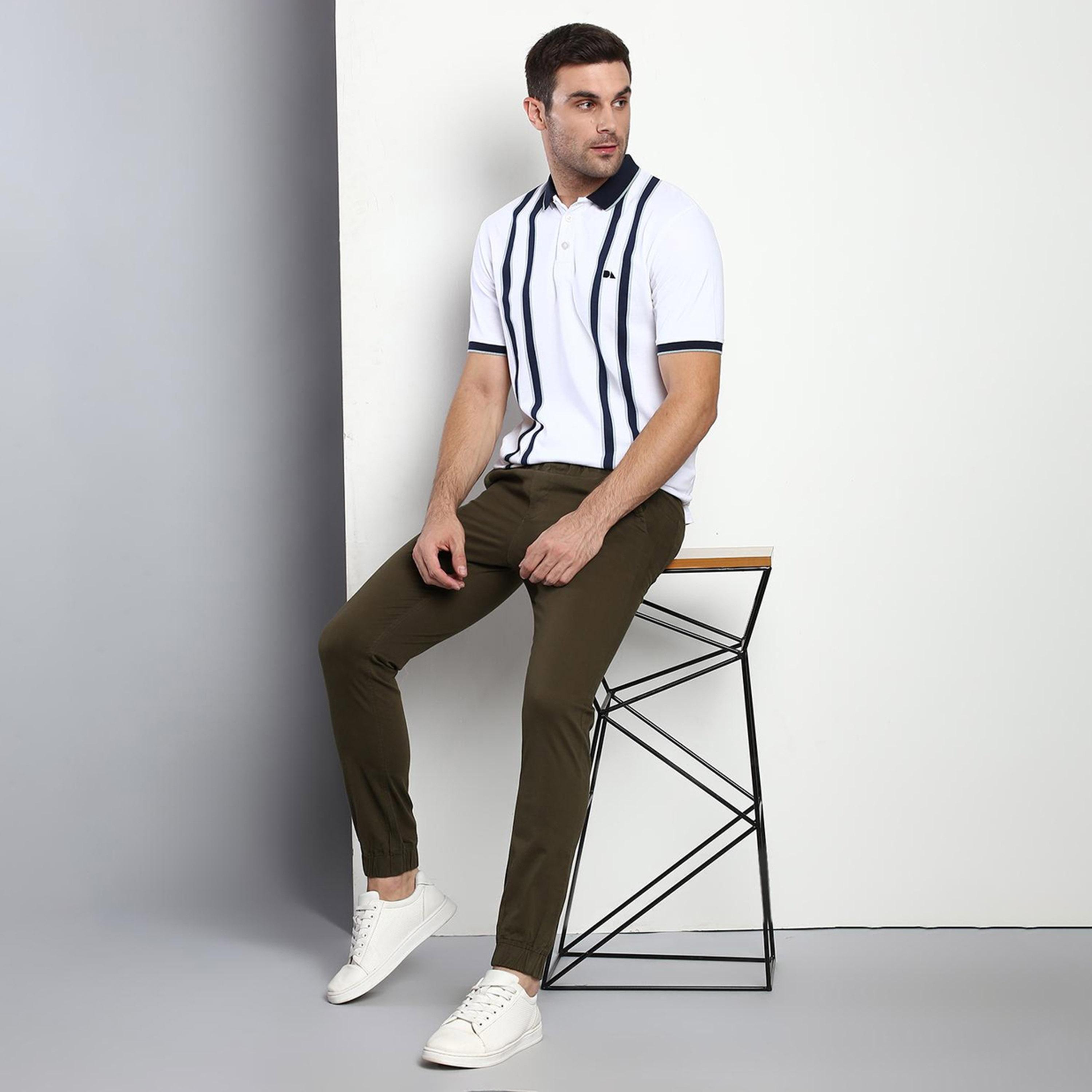 دينيس لينغو× ستايلي-  بنطال رياضي قطني بقصّة مستقيمة لون أخضر الزيتوني-men-clothing-bottoms-joggers-image-4