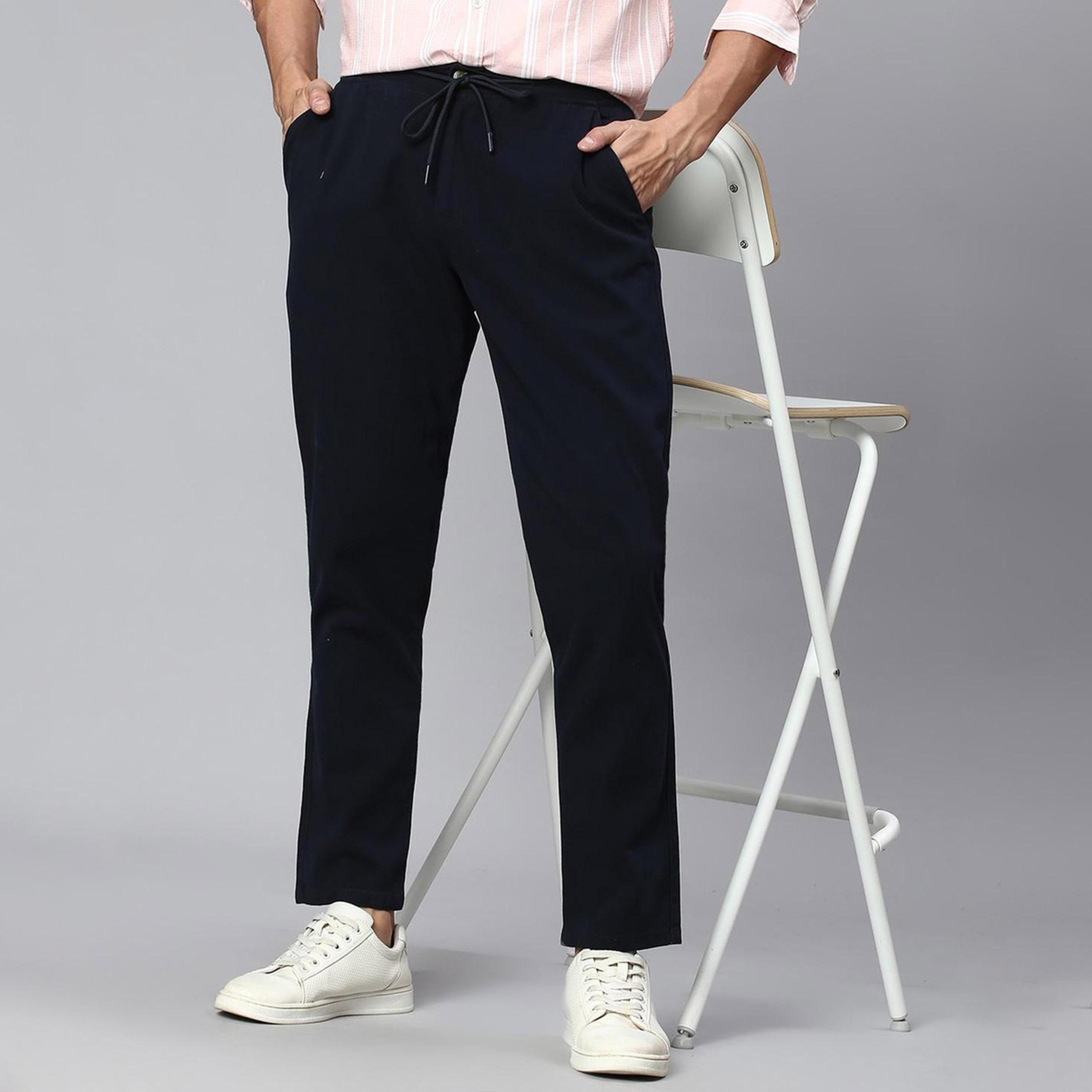 دينيس لينغو× ستايلي-  بنطال مريح بقصة ضيقة-men-clothing-bottoms-trousersandchinos-trousers-image-4