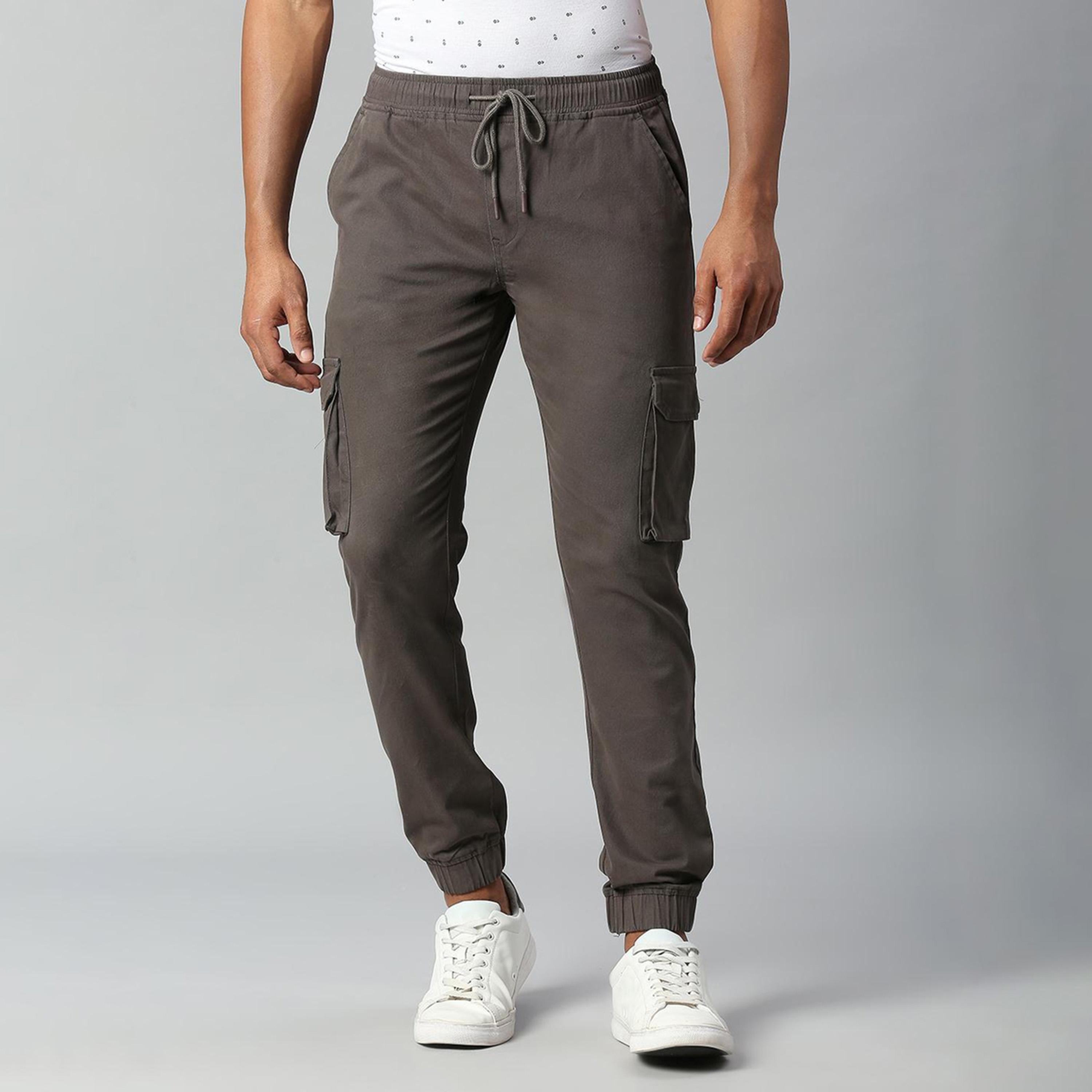 Dennis Lingo X Styli Tapered Fit Cotton Cargo Joggers-men-clothing-bottoms-joggers-image-4