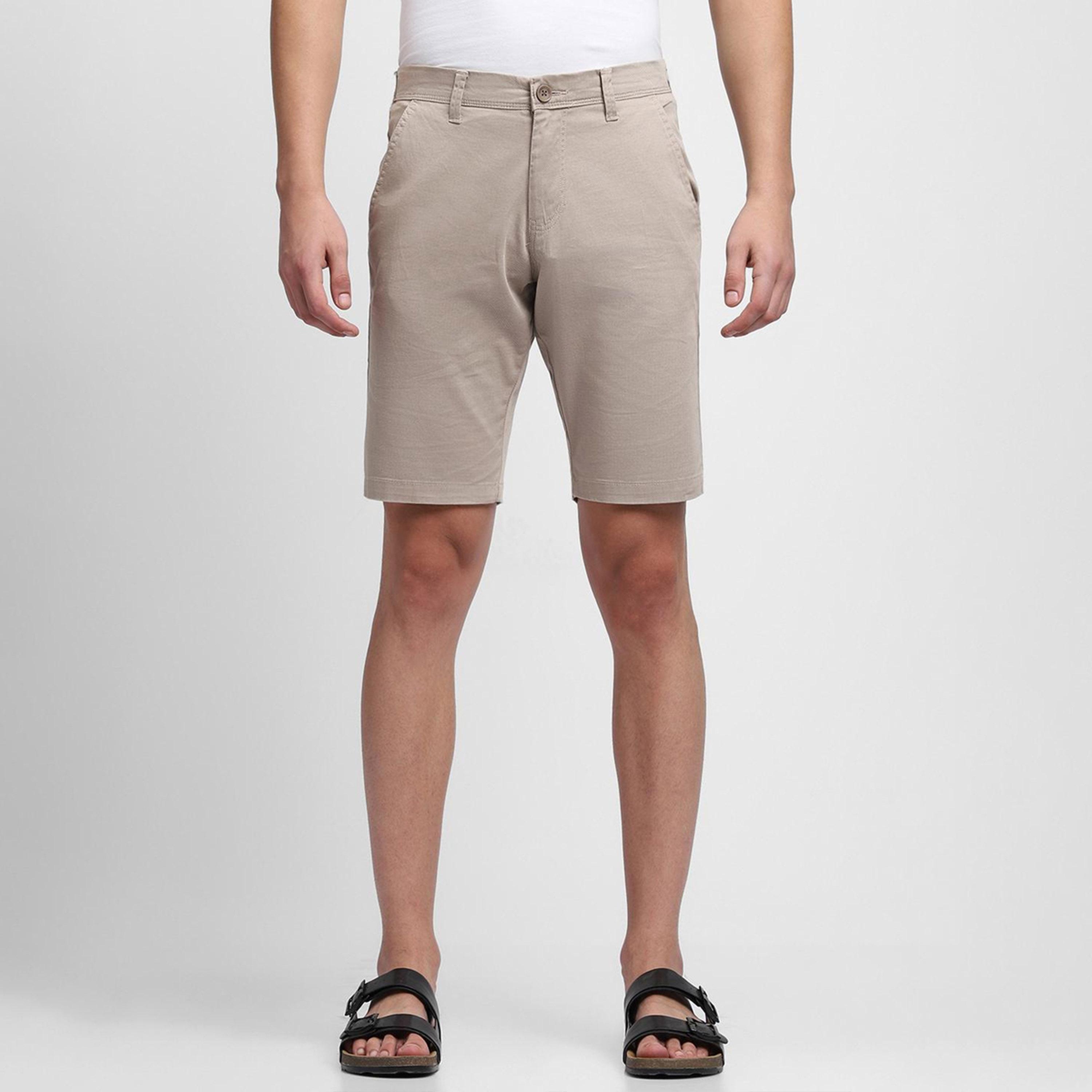 دينيس لينغو× ستايلي-  شورت تشينو بقصة ضيقة-men-clothing-bottoms-shorts-image-2