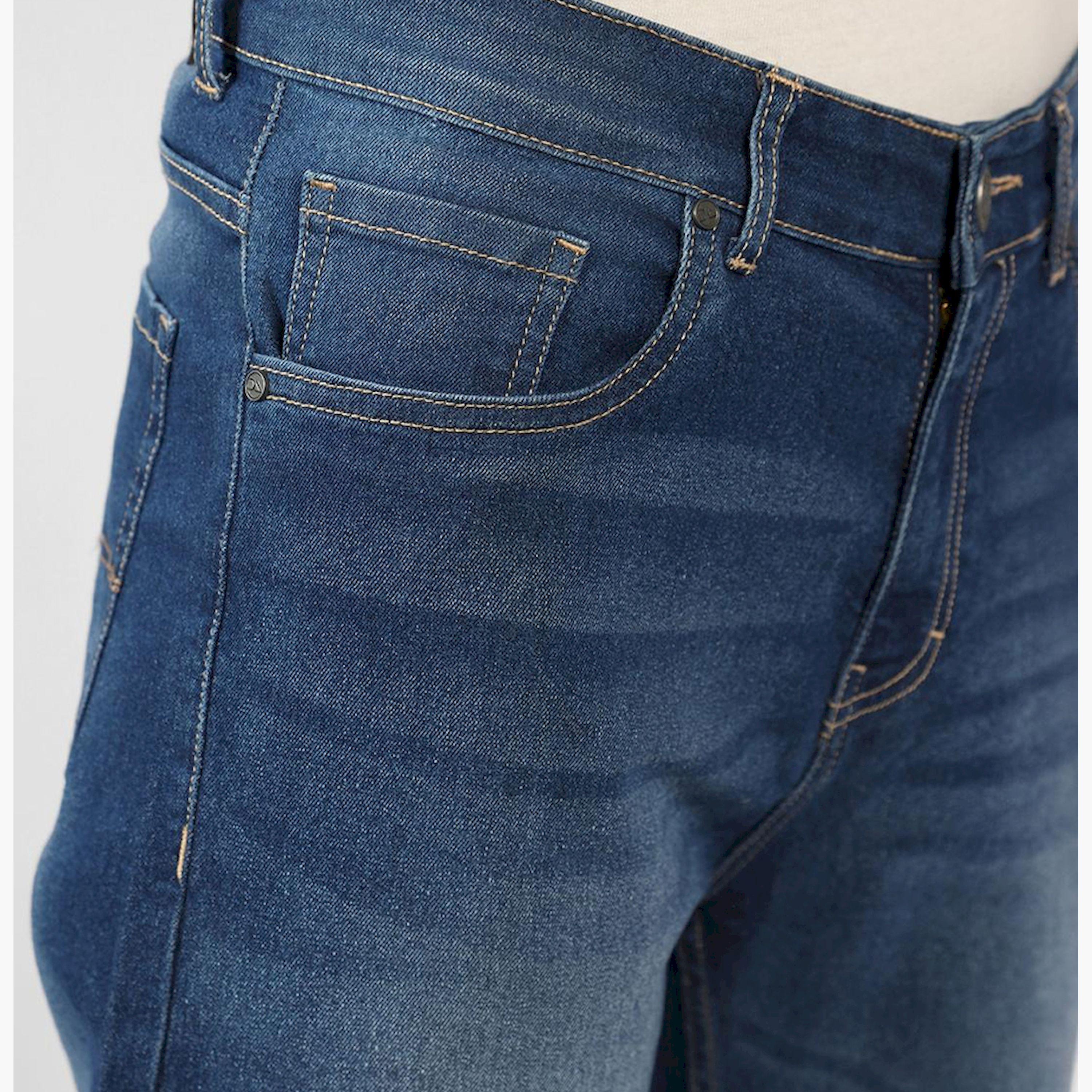 دينيس لينغو× ستايلي-  بنطال جينز مطاطي بقصة مريحة لون باهت-men-clothing-bottoms-jeans-image-4