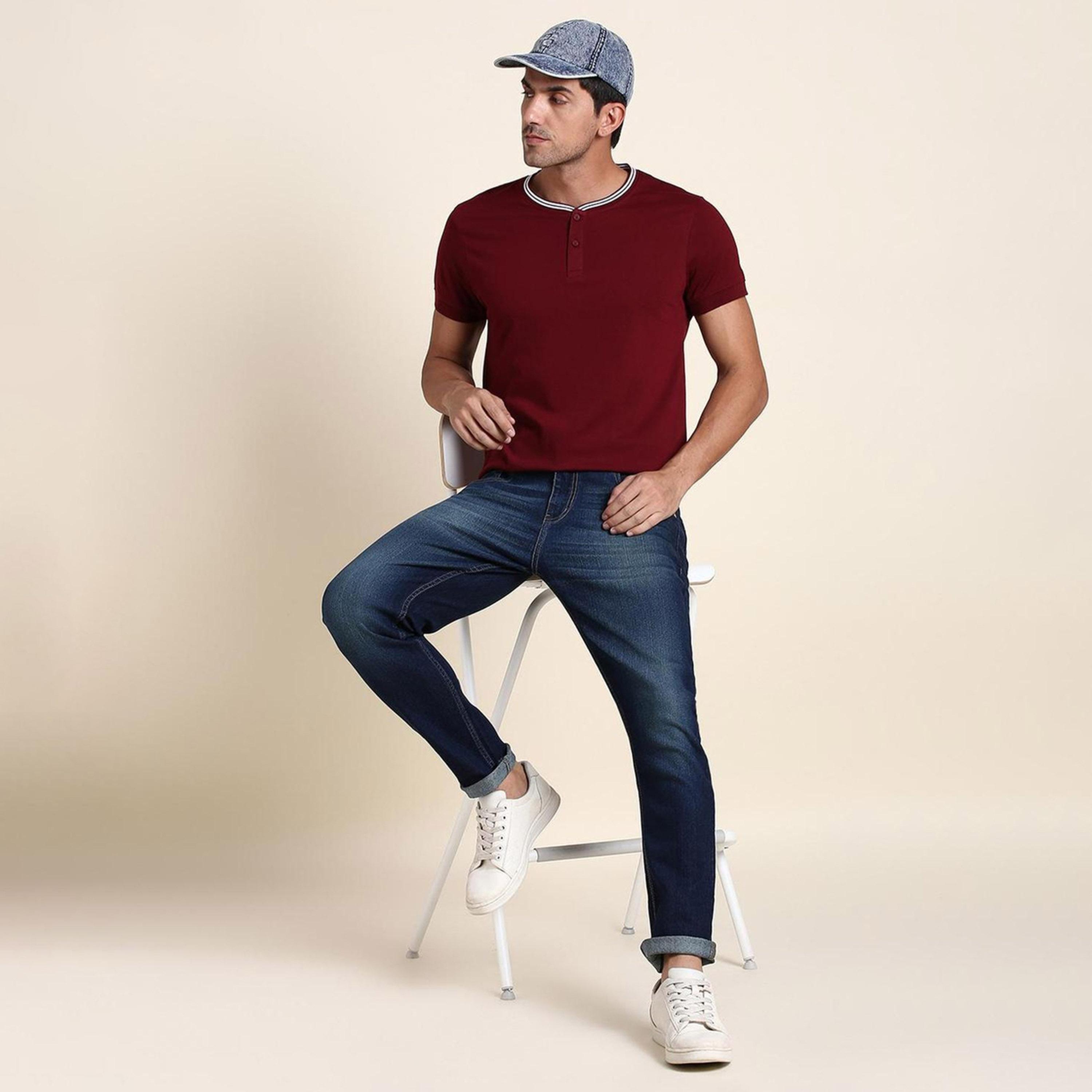 Dennis Lingo X Styli Mid-Rise Slim Fit Light Fade Stretchable Jeans-men-clothing-bottoms-jeans-image-4