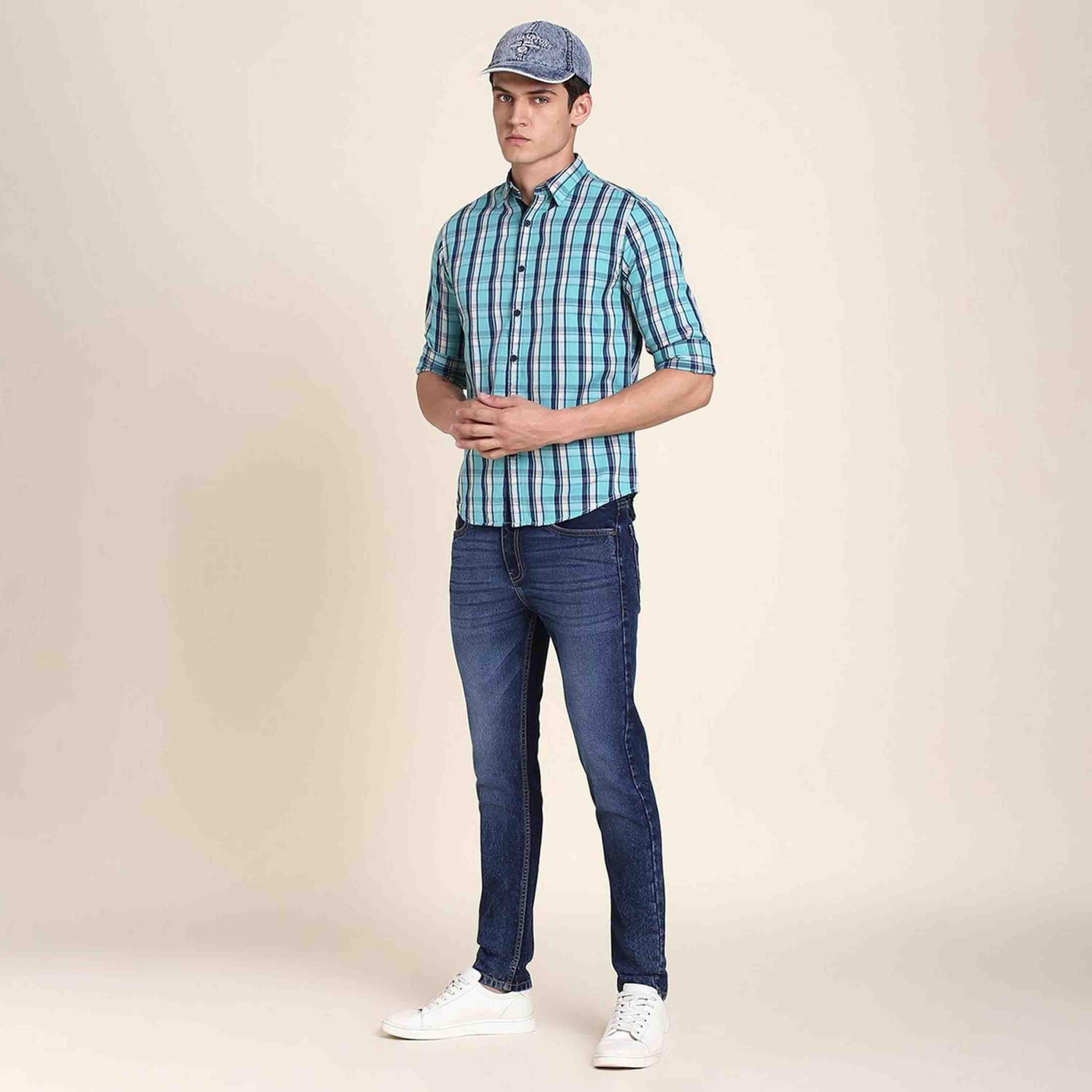 Dennis Lingo X Styli Slim Fit Light Fade Stretchable Jeans-men-clothing-jeans-image-3