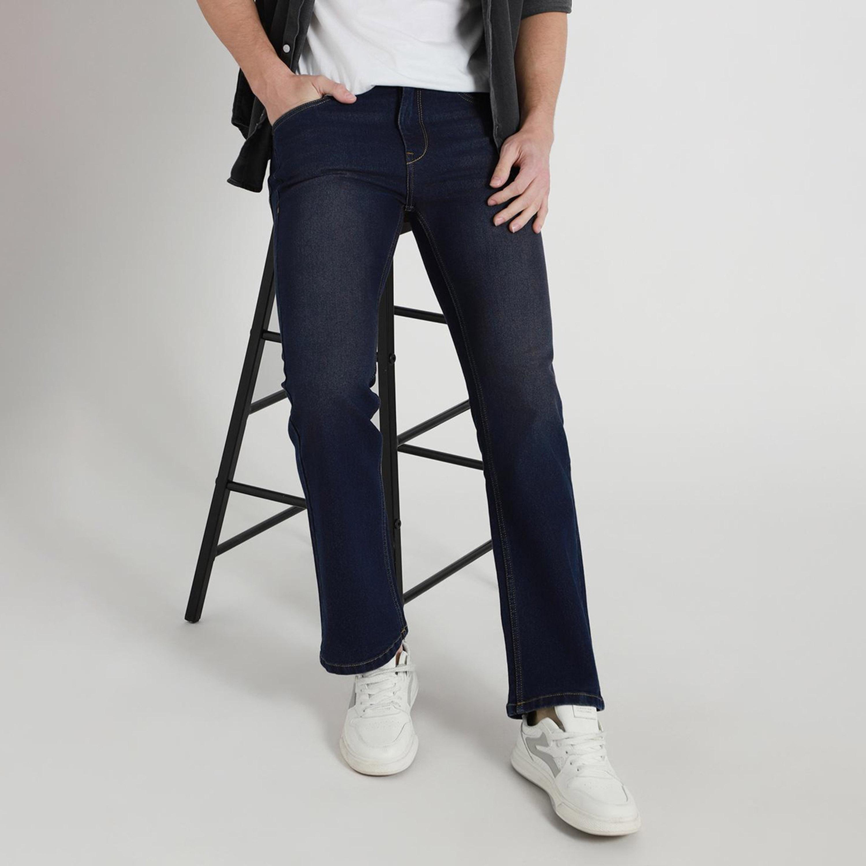 دينيس لينغو× ستايلي-  بنطال جينز مطاطي متوسط ​​الارتفاع بلون داكن ومظهر نظيف-men-clothing-bottoms-jeans-image-6