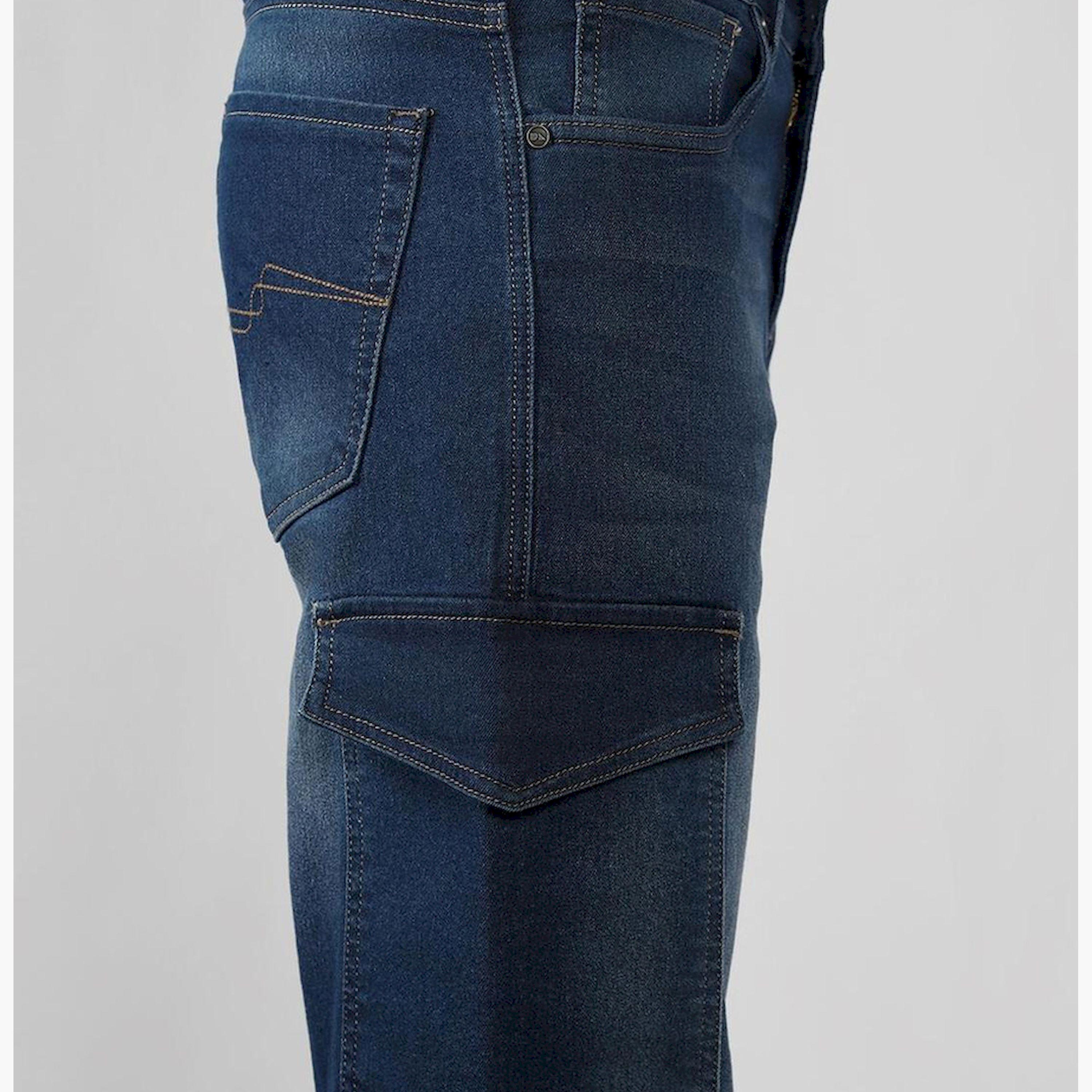 Dennis Lingo X Styli Relaxed Fit Light Fade Stretchable Jeans-men-clothing-bottoms-jeans-image-5