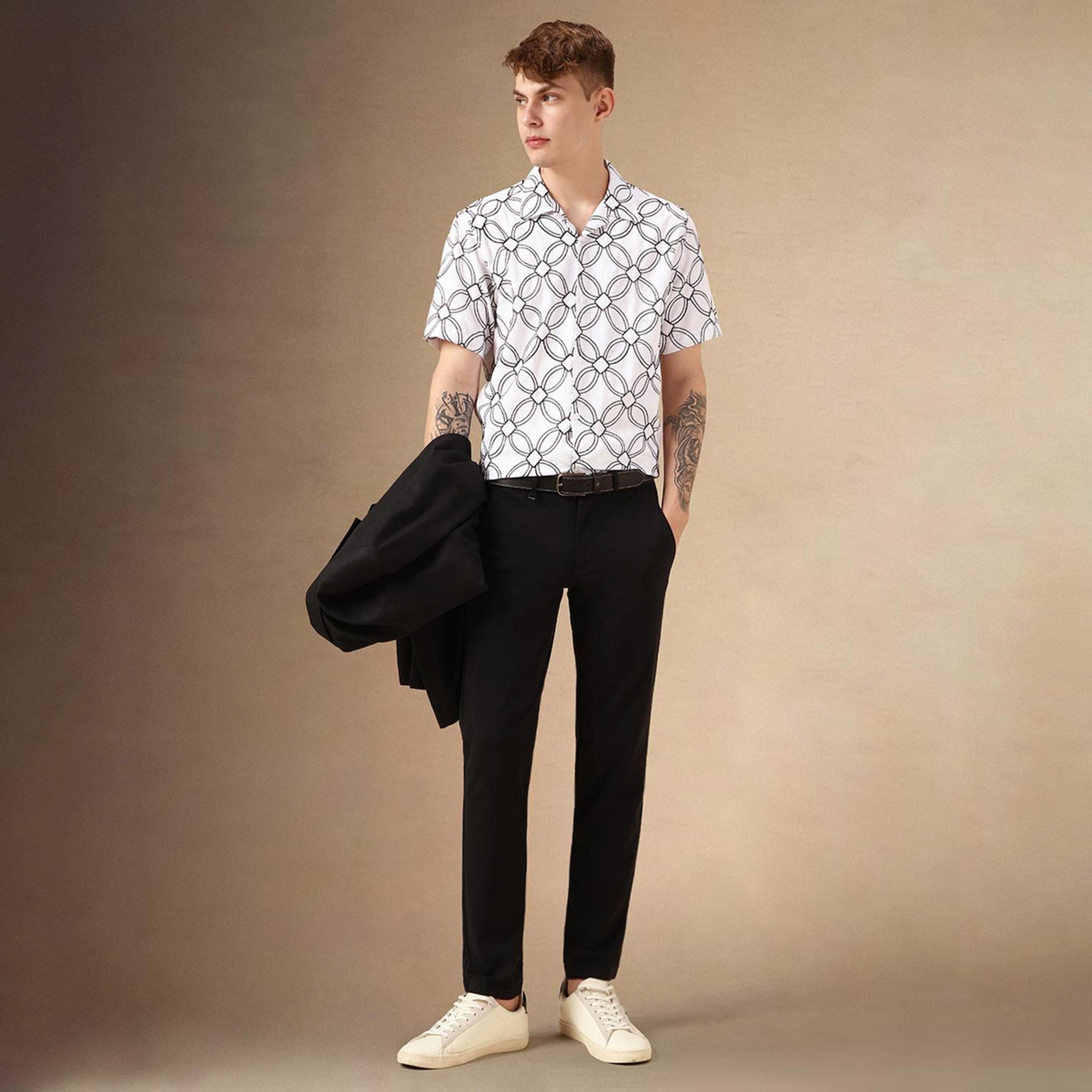 دينيس لينغو× ستايلي-  قميص كاجوال ياقة كوبية مطرزة بالأزهار الذكية-men-clothing-shirts-image-5