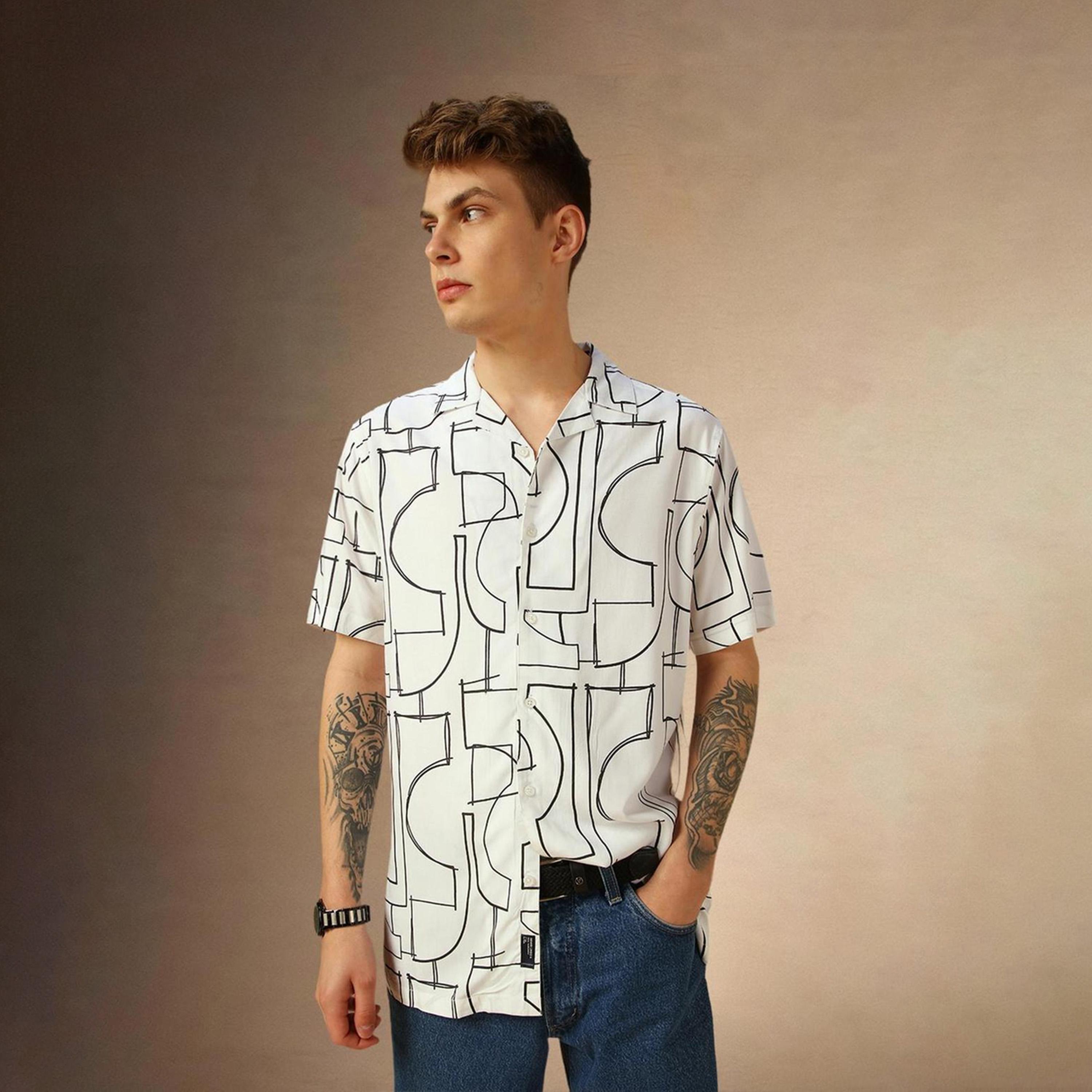 دينيس لينغو× ستايلي-  قميص كاجوال ياقة كوبية مطبوع لون أبيض-men-clothing-shirts-image-3