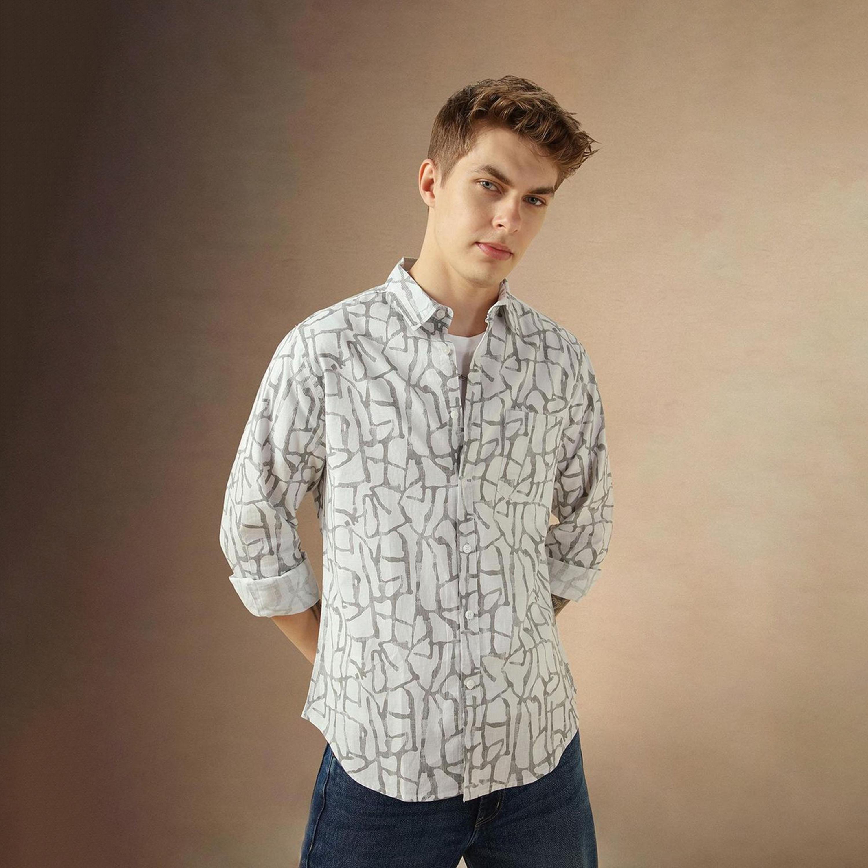 دينيس لينغو× ستايلي-  قميص كاجوال قطن خالص مطبوع بقصة ذكية لون أبيض الفاتح-men-clothing-shirts-image-1