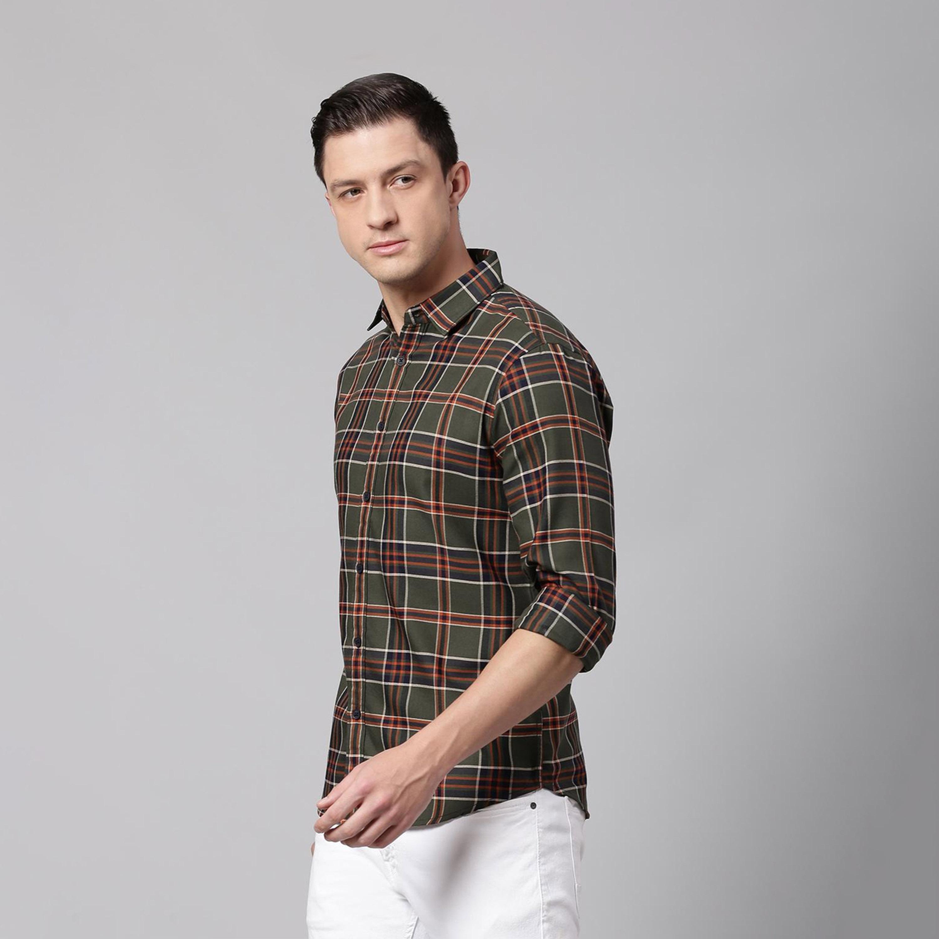 دينيس لينغو× ستايلي-  قميص كاجوال بمربعات قماش ترتان قصة ضيقة لون أخضر-men-clothing-shirts-image-4
