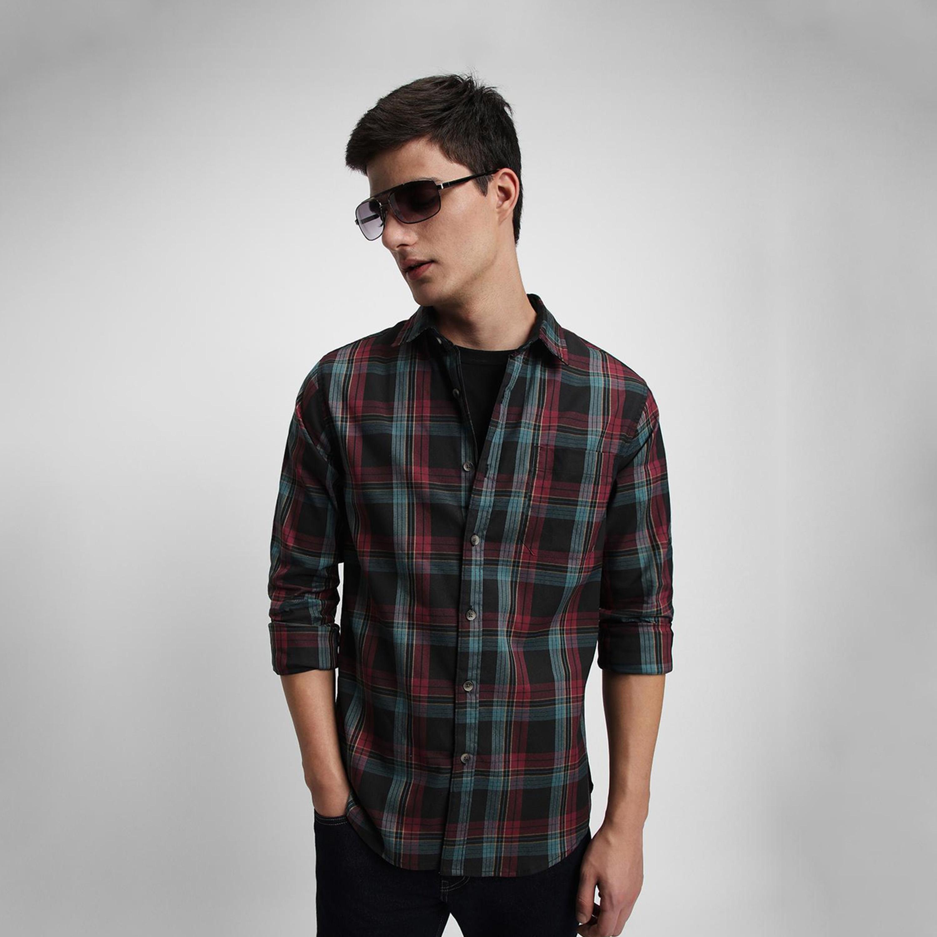 دينيس لينغو× ستايلي-  قميص أسود كاجوال من القطن الخالص قصة ضيقة قماش ترتان-men-clothing-shirts-image-5
