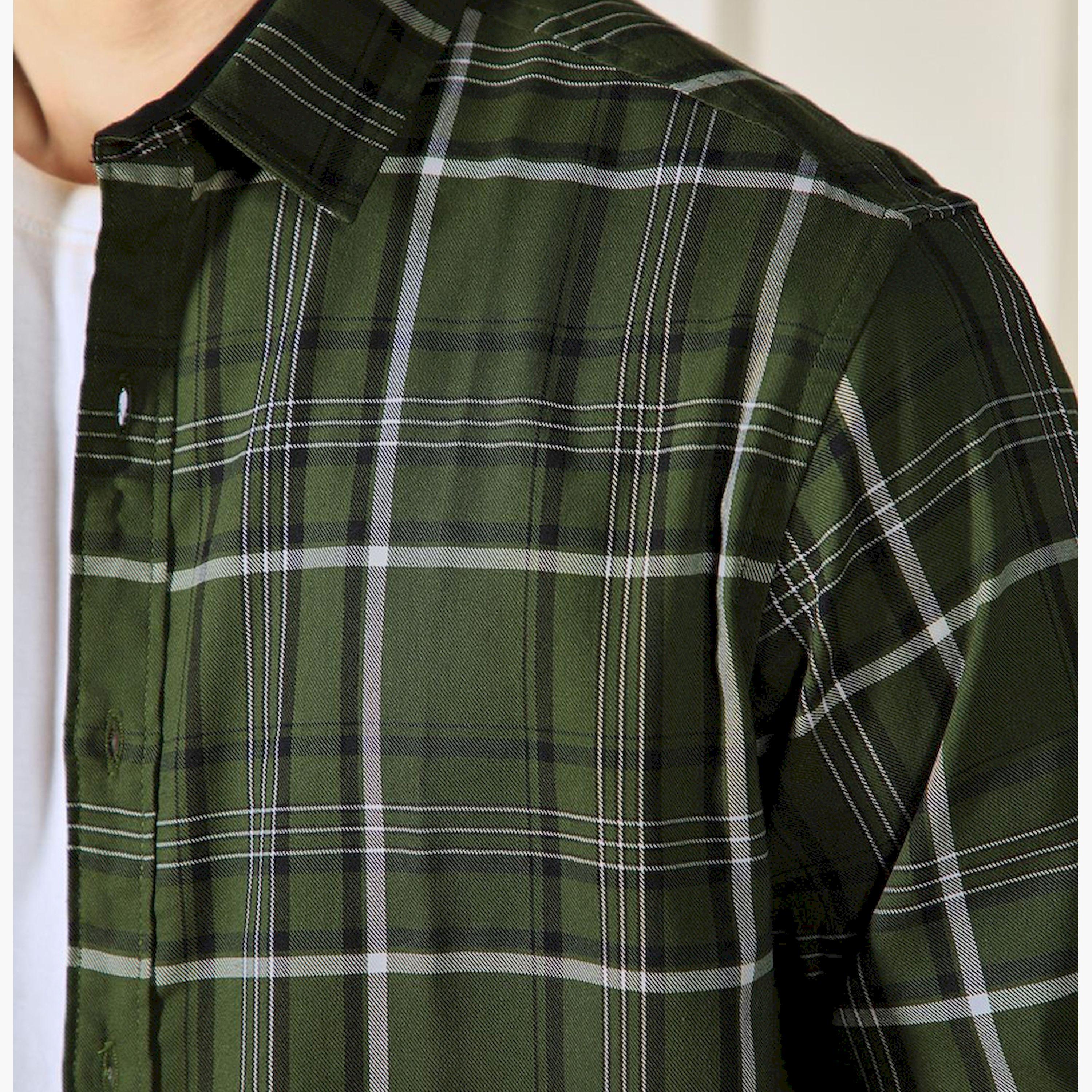 دينيس لينغو× ستايلي-  قميص كاجوال قطن ياقة واسعة ومربعات قماش ترتان الأخضر-men-clothing-shirts-image-5