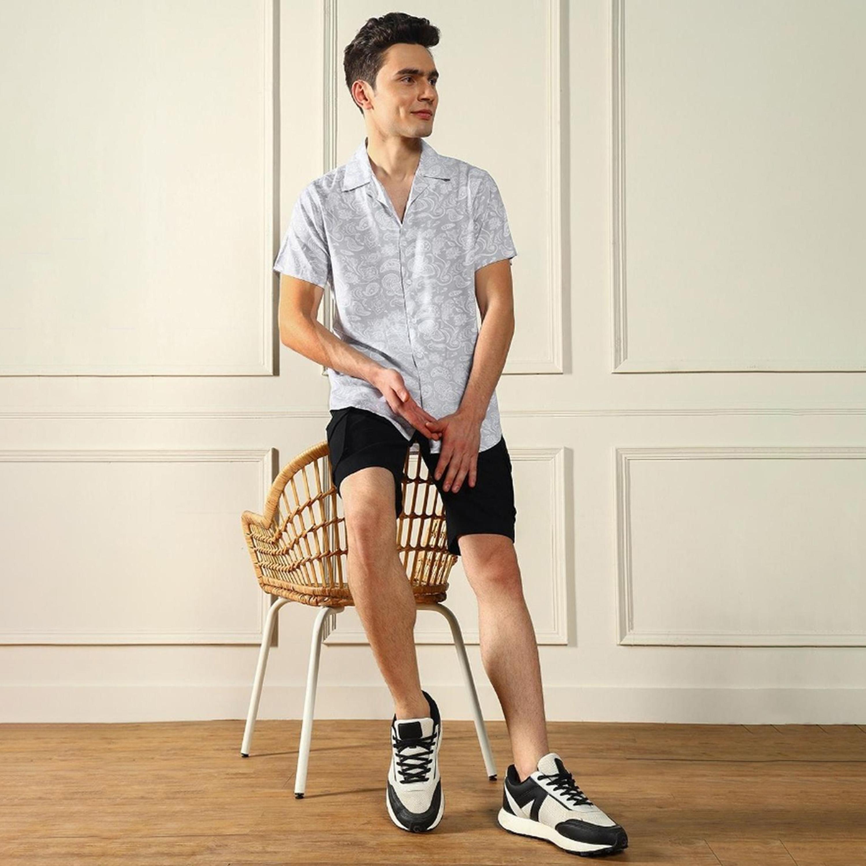 دينيس لينغو× ستايلي-  قميص كاجوال بزخارف عرقية رمادية اللون وياقة كوبية مطبوعة-men-clothing-shirts-image-5