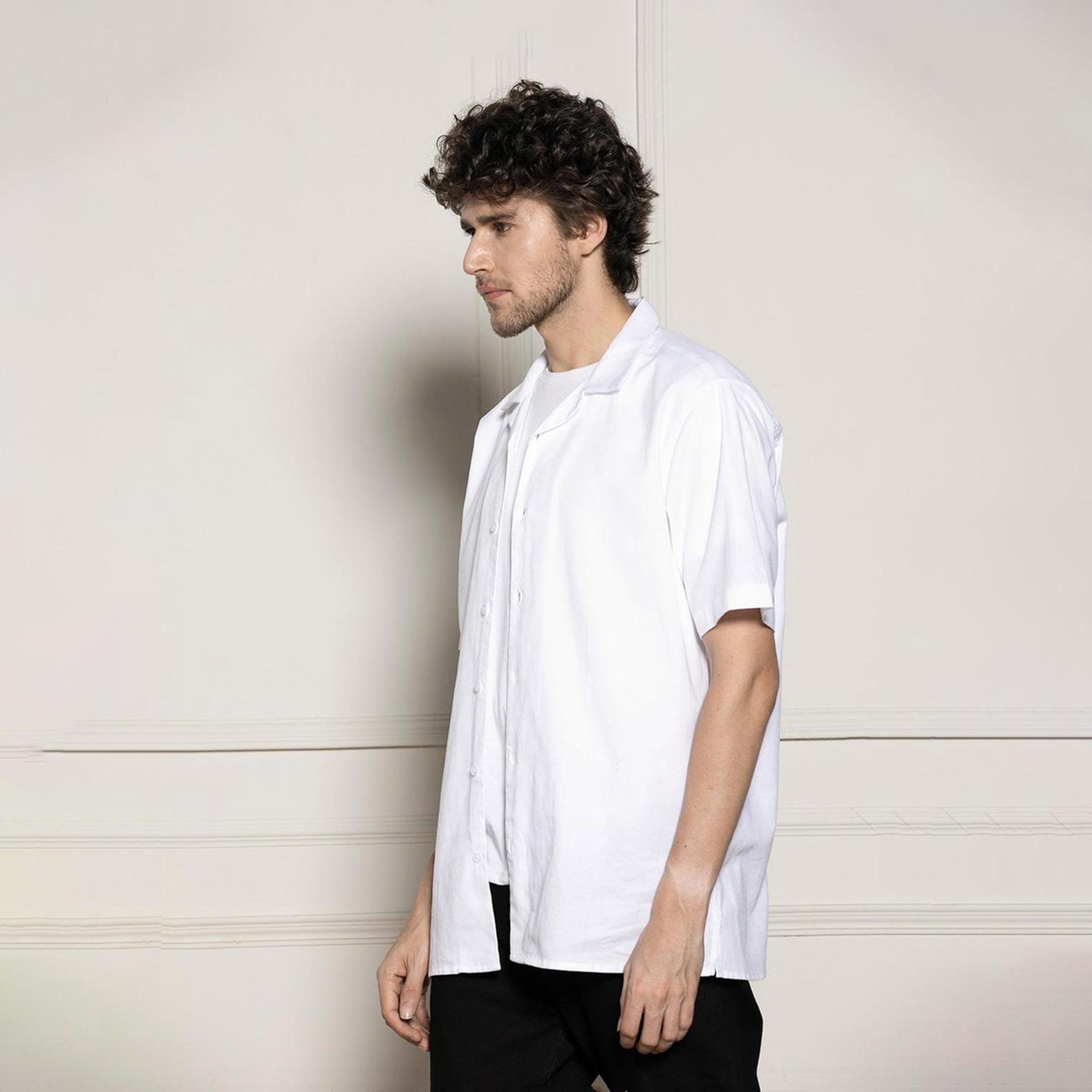 دينيس لينغو× ستايلي-  قميص أبيض ياقة واسعة وأكمام قصيرة قطن-men-clothing-shirts-image-4