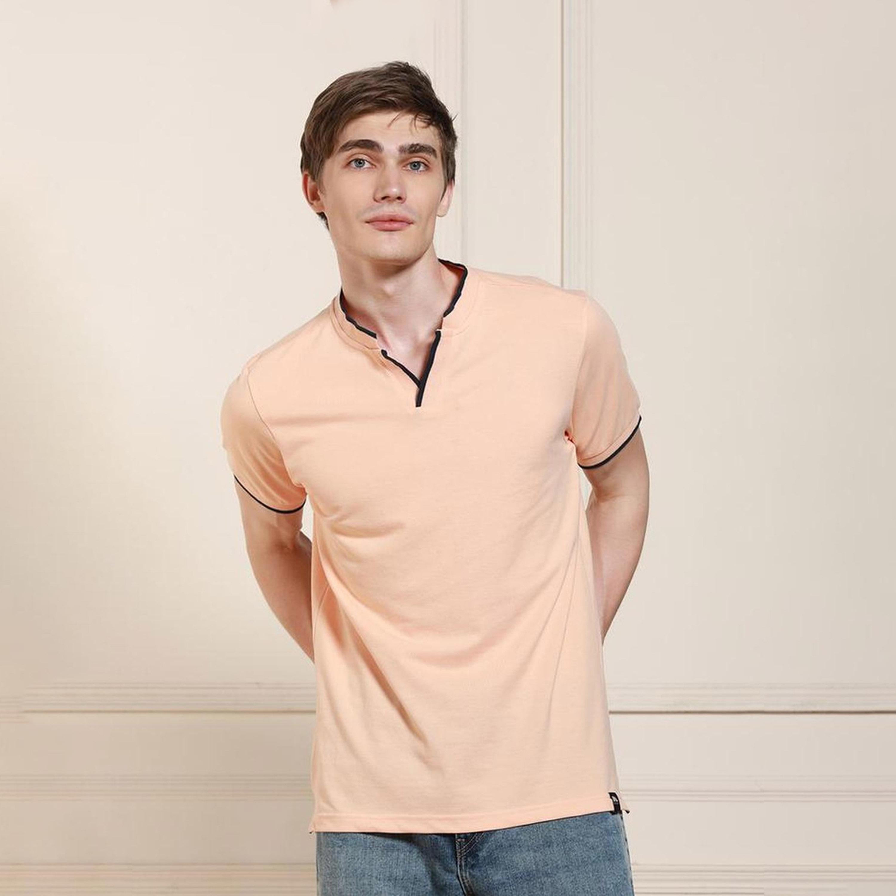 Dennis Lingo X Styli Peach Short Sleeves Mandarin Collar Solid T-shirt-men-clothing-tshirtsandpolos-tshirts-image-4