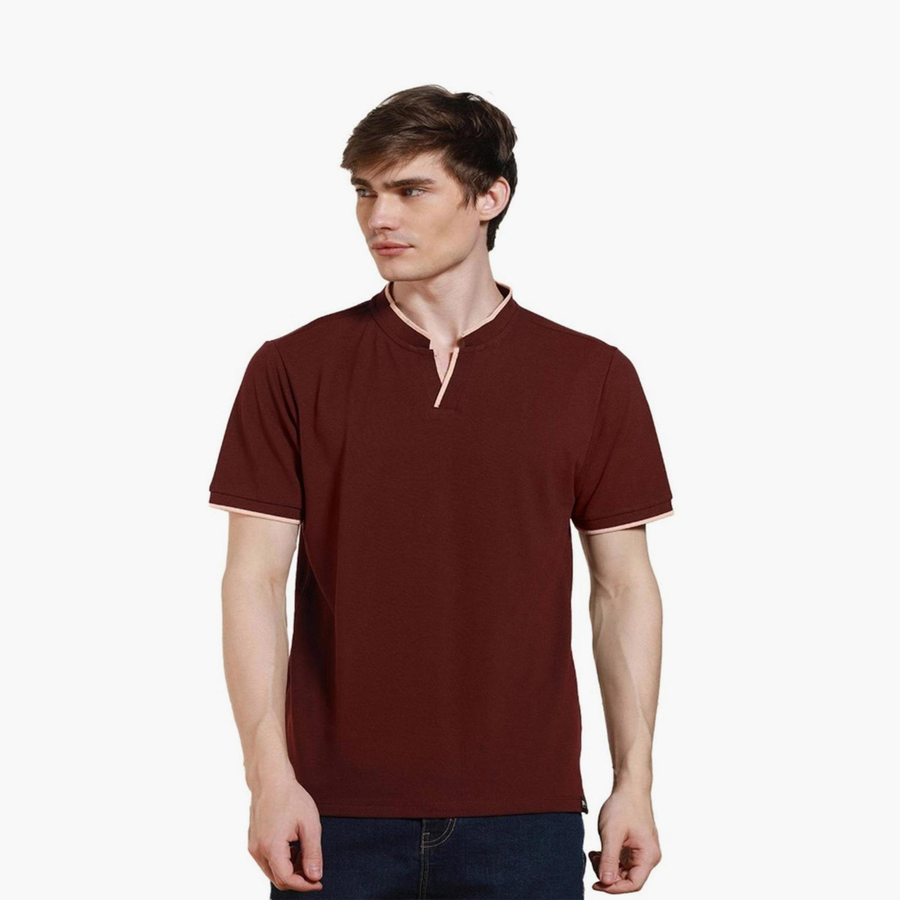 دينيس لينغو× ستايلي-  تي شيرت بأكمام قصيرة وياقة ماندارين لون أحمر-men-clothing-tshirtsandpolos-tshirts-image-1