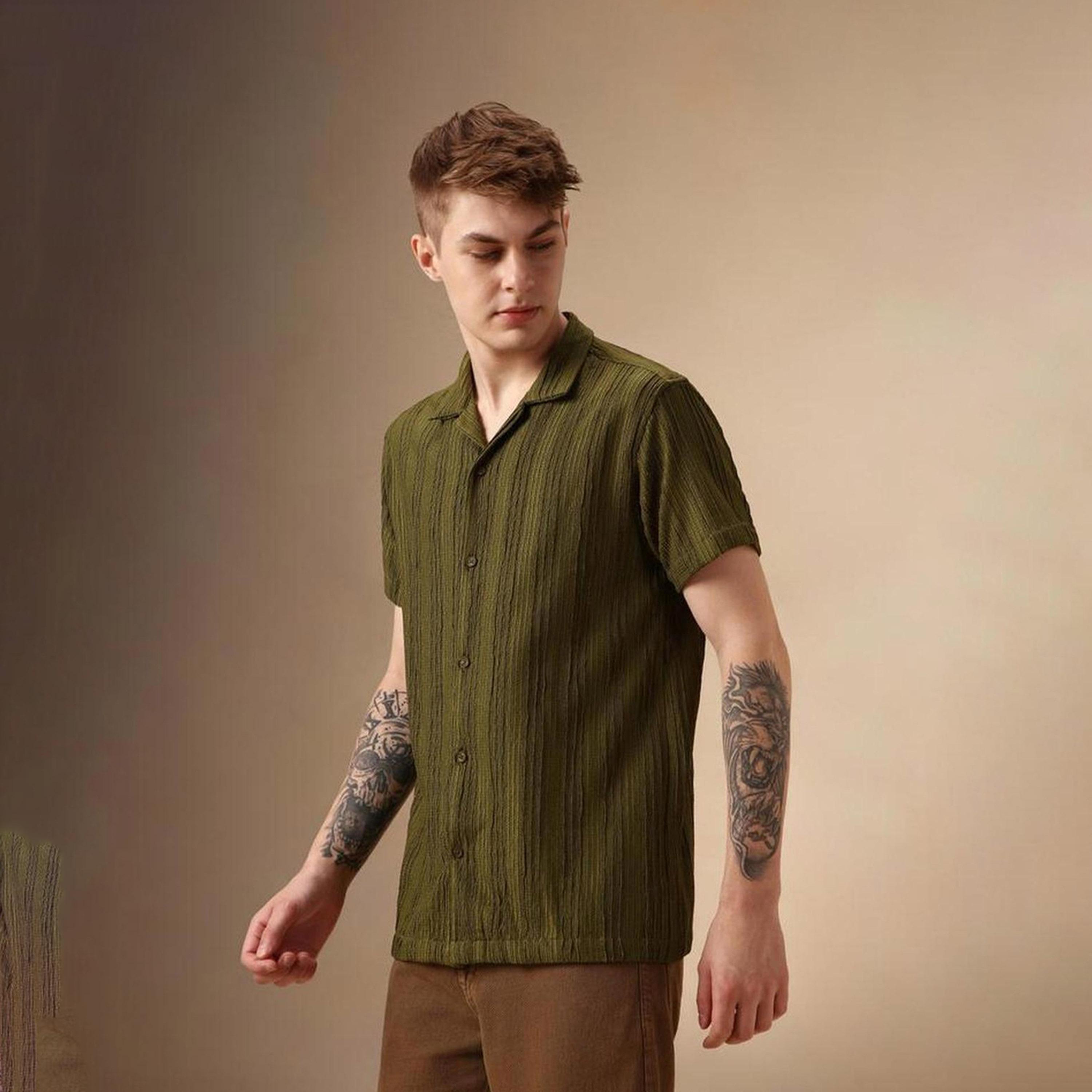 Dennis Lingo X Styli Green Smart Textured Striped Seersucker Relaxed Fit Casual Shirt-men-clothing-shirts-image-5