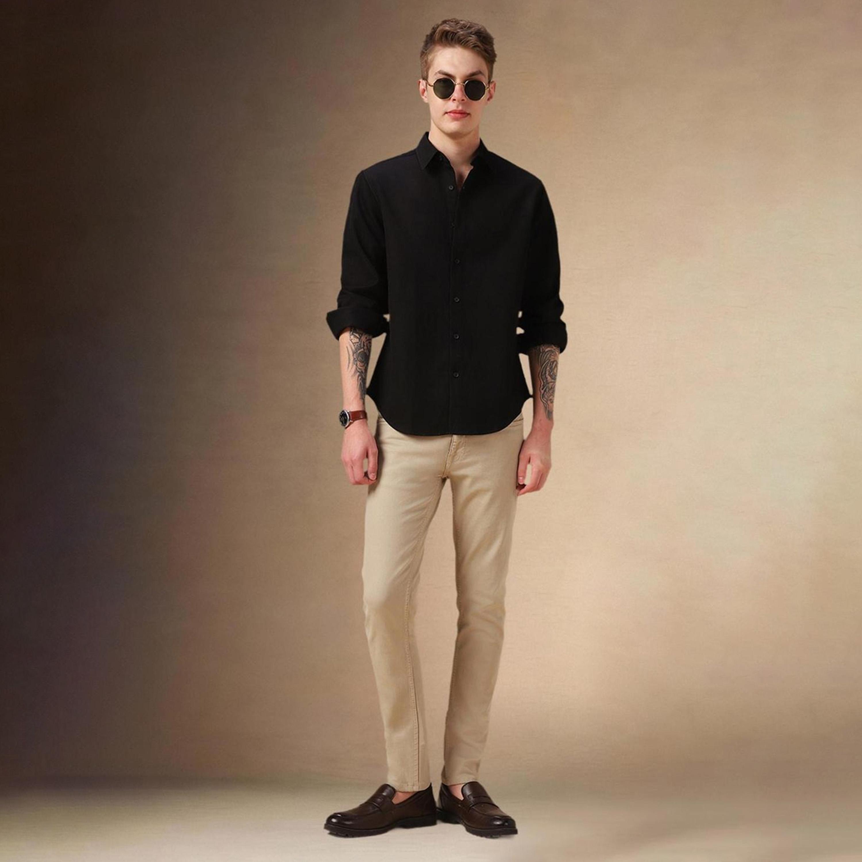 دينيس لينغو× ستايلي-  قميص كاجوال من القطن السادة ياقة واسعة باللون الأسود-men-clothing-shirts-image-4