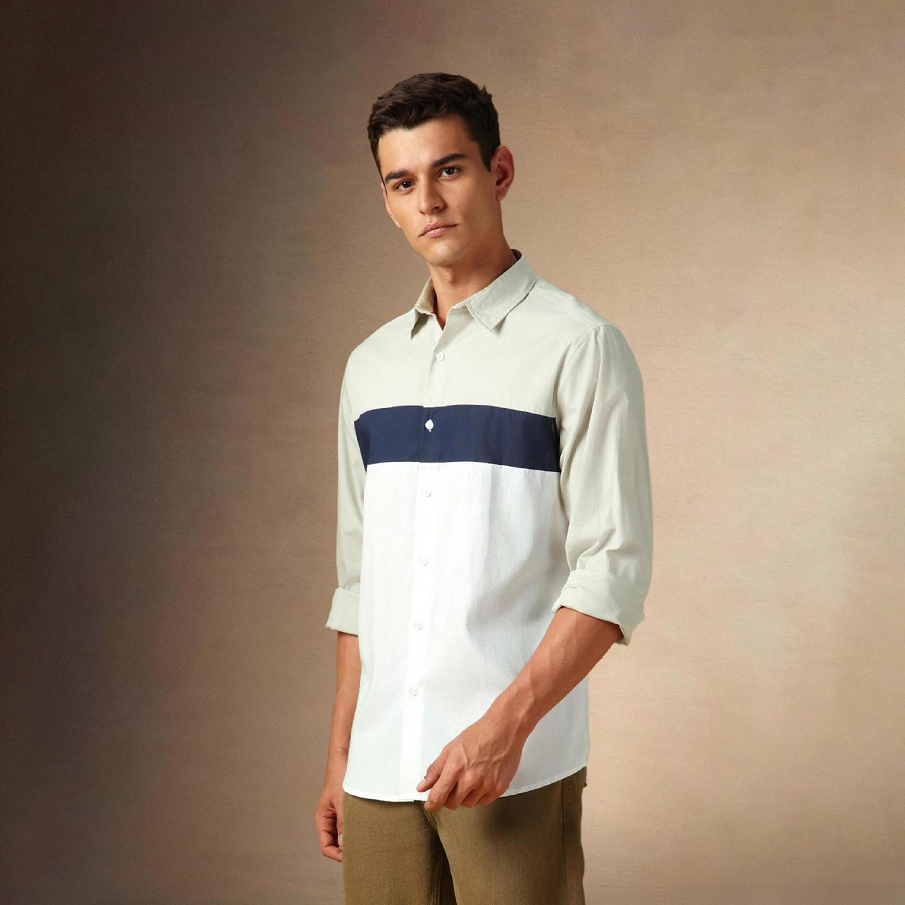 دينيس لينغو× ستايلي-  قميص كاجوال بياقة واسعة باللون البيج-men-clothing-shirts-image-3