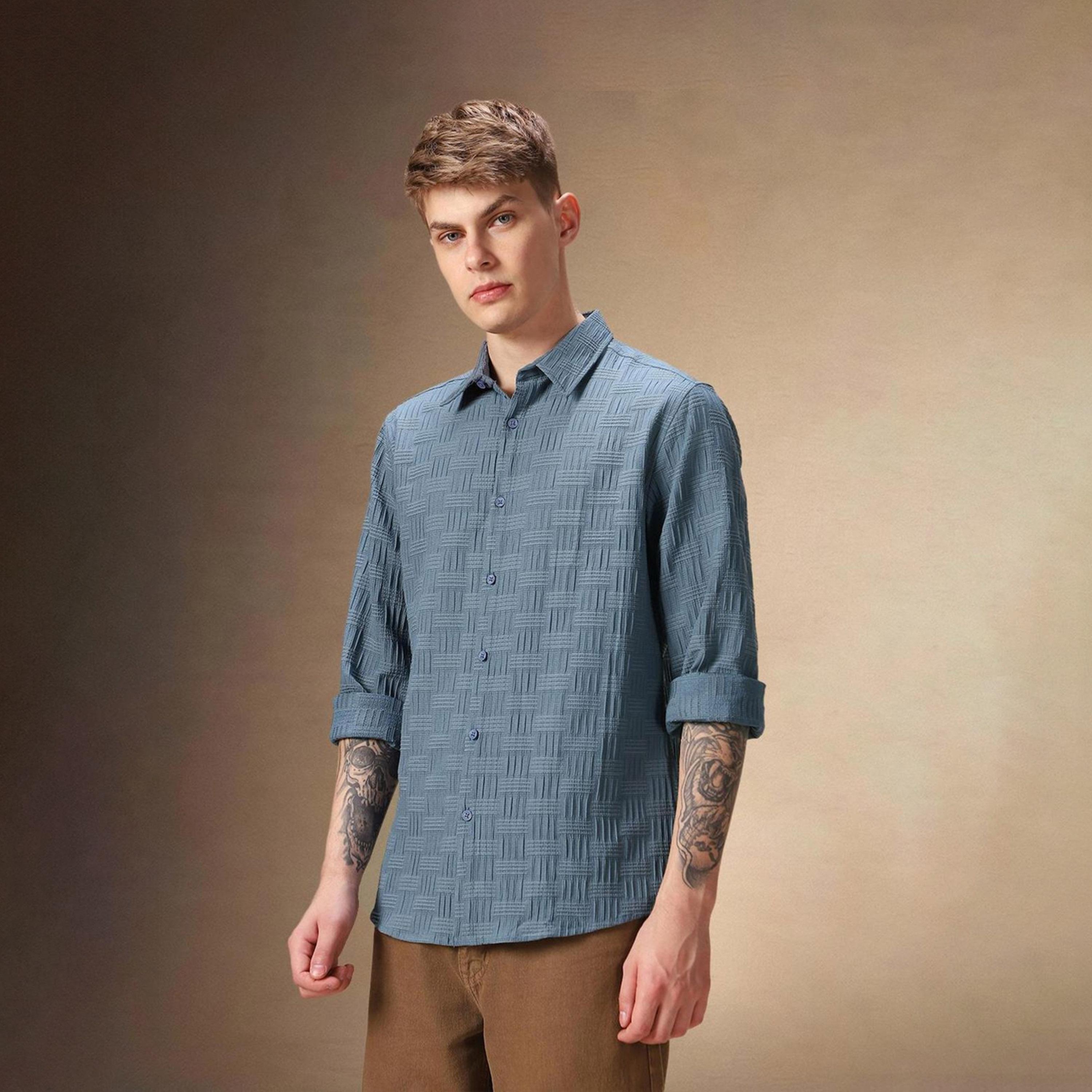 دينيس لينغو× ستايلي-  قميص كاجوال قطن ياقة ممتدة باللون الأزرق-men-clothing-shirts-image-4